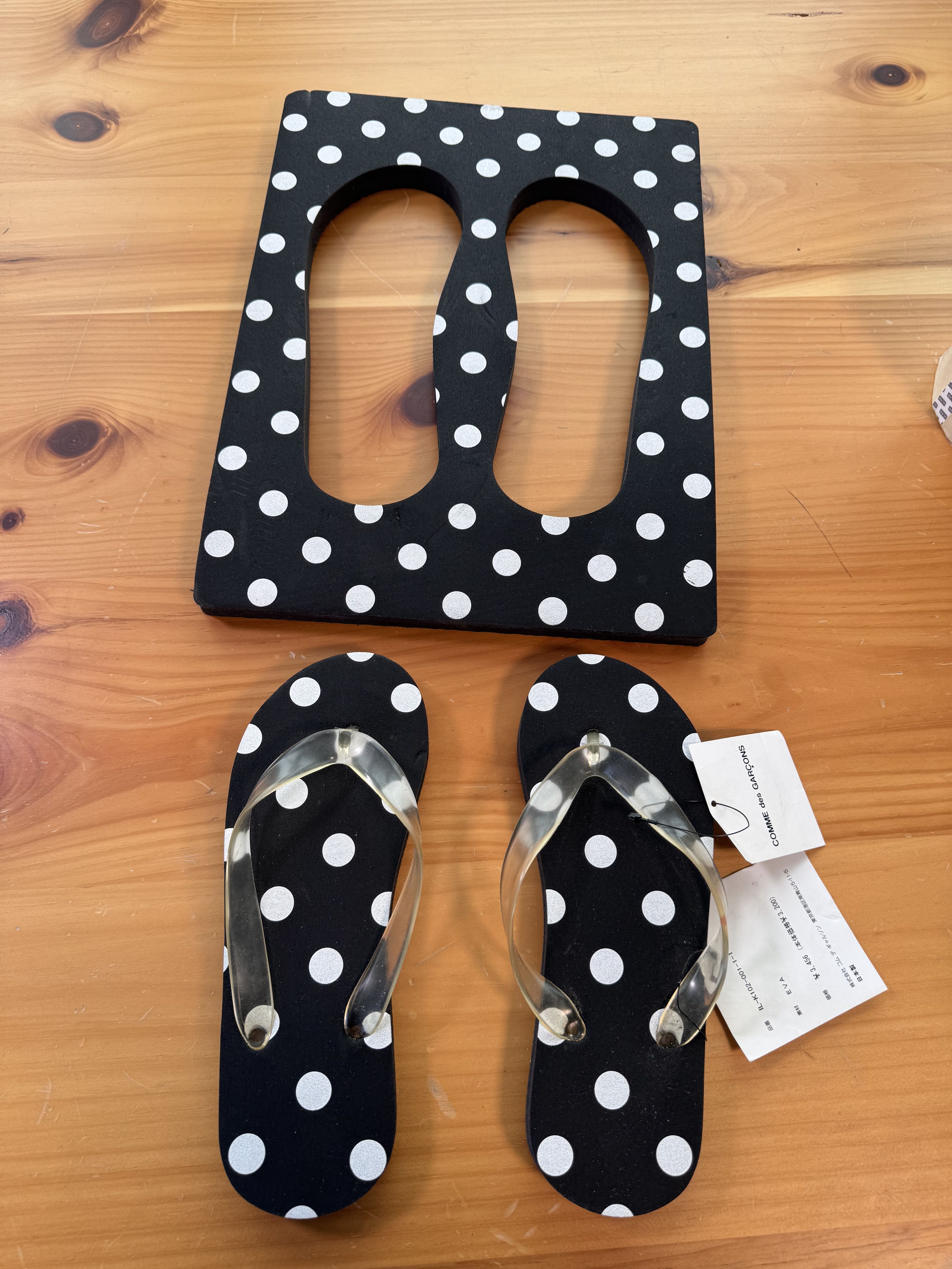 Comme des Garcons Comme Des Garcons CDG Cut Out Sandal Flip Flops Size US 6 / EU 39 - 7 Thumbnail