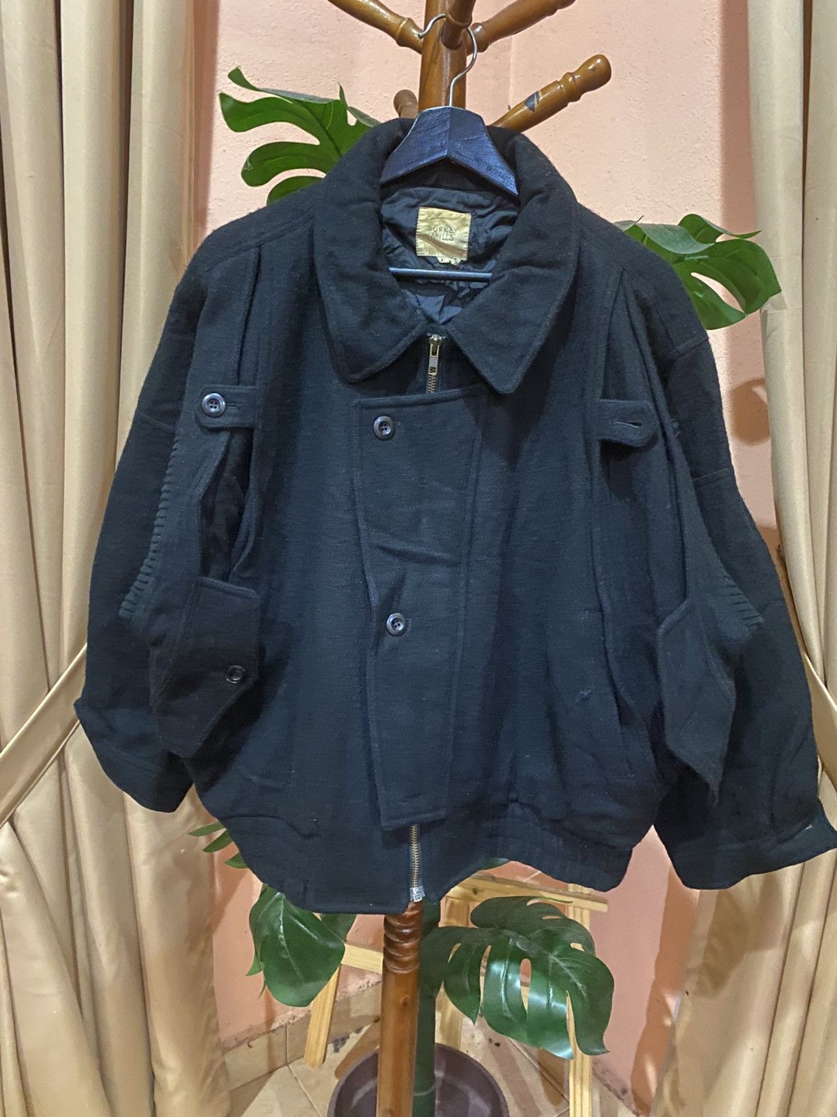 If Six Was Nine Vintage Burkey Mills Black Wool Bomber Military-Inspired Size US L / EU 52-54 / 3 - 1 Thumbnail