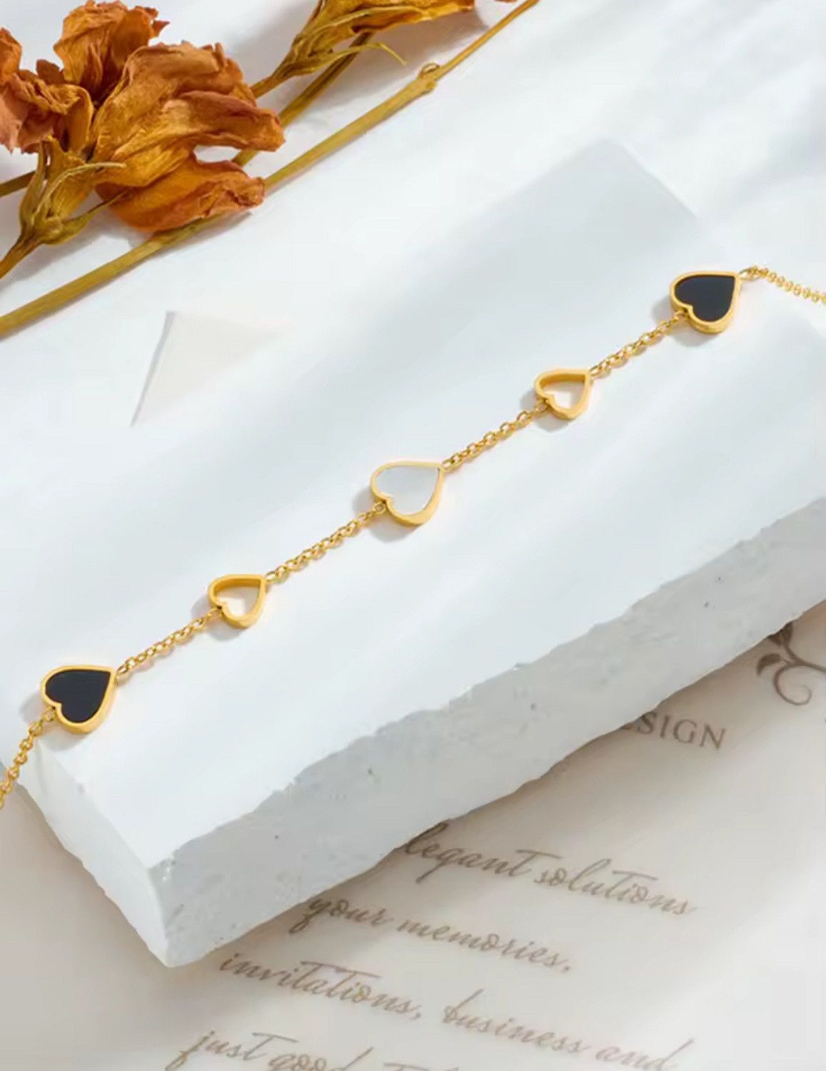 Jewelry Love Hearts Gold Chain Bracelet Size ONE SIZE - 5 Thumbnail