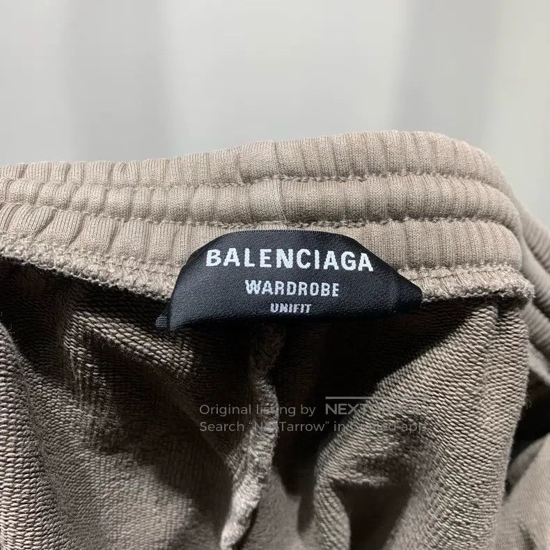 Balenciaga Balenciaga size XS Logo Printed Casual Short Pants Size US 27 - 2 Thumbnail