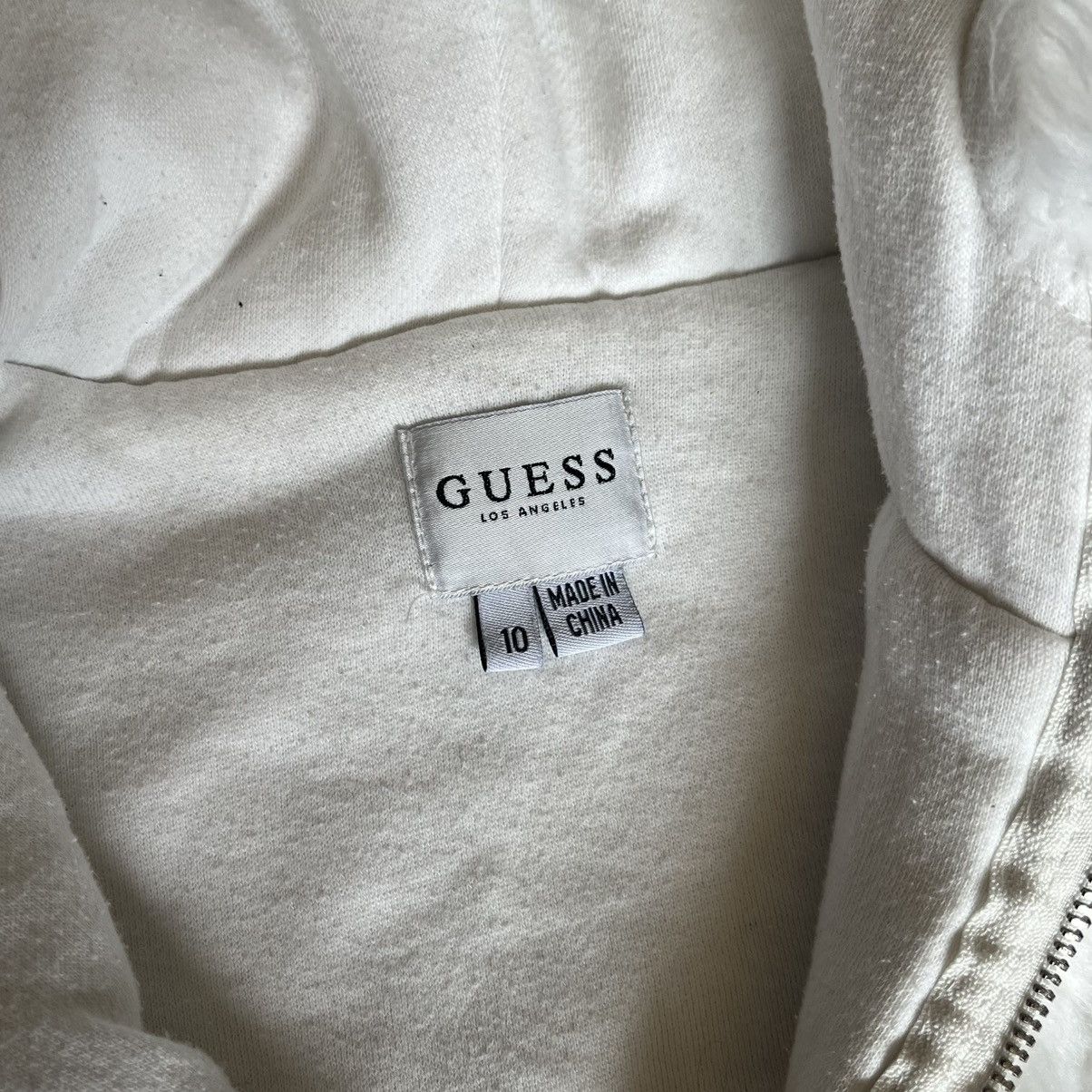 Guess Vintage Y2K 2000s Guess Jeans Faux Fur Zip Up Hoodie White Size XS / US 0-2 / IT 36-38 - 5 Thumbnail
