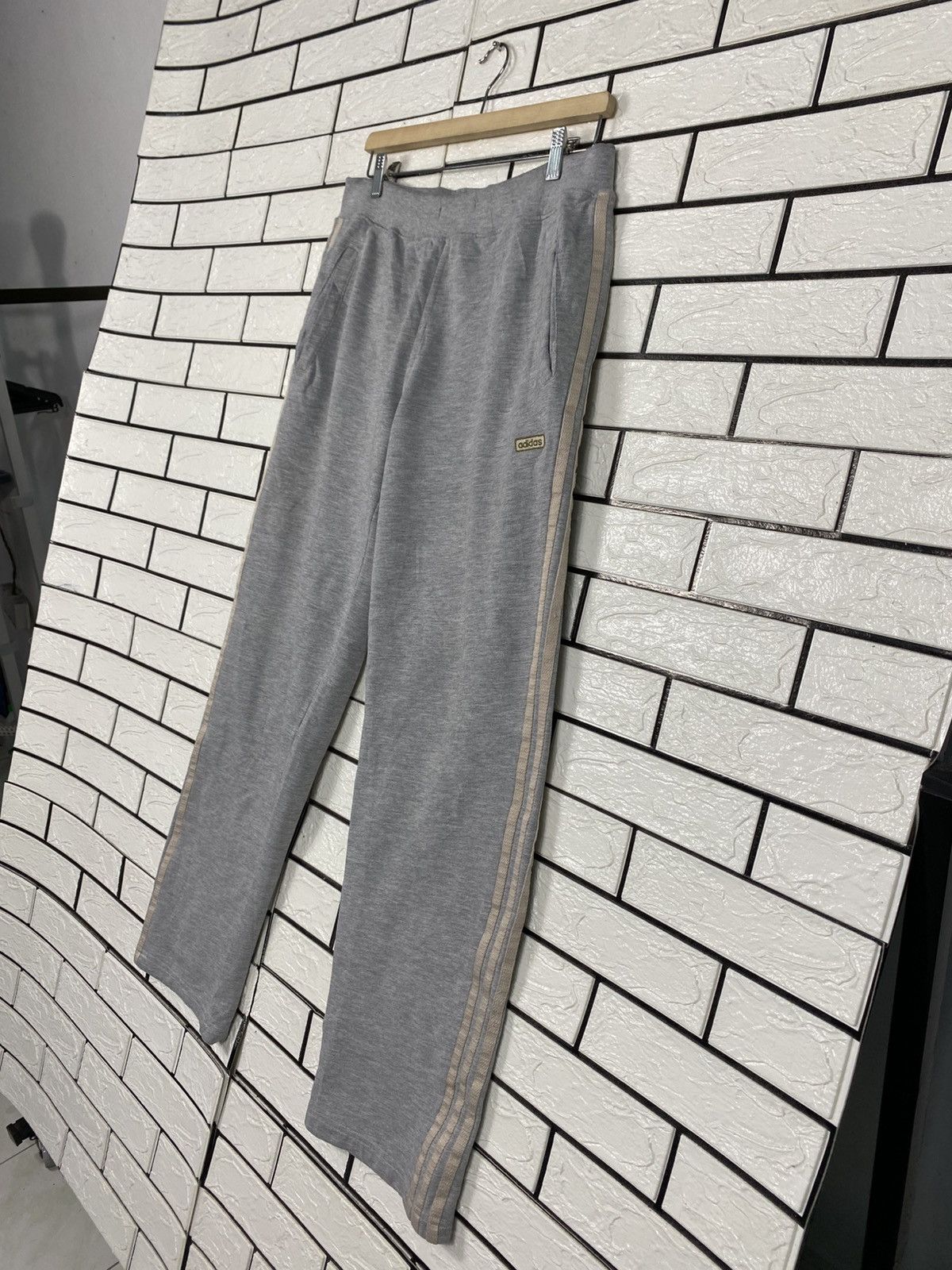 Adidas Full set sweathsirt and jogger pants adidas big logo Size US M / EU 48-50 / 2 - 17 Thumbnail