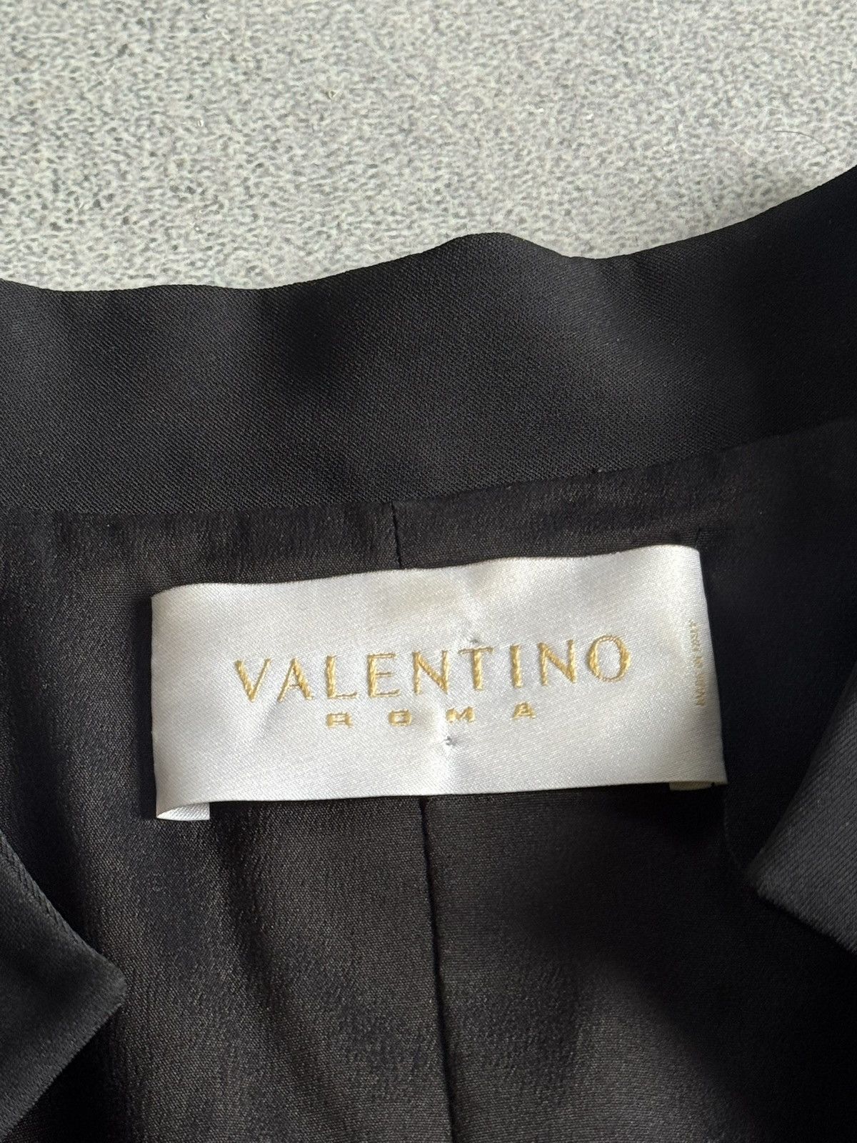 Valentino Valentino Roma black luxury blazer flared sleeve vintage Size M / US 6-8 / IT 42-44 - 5 Thumbnail
