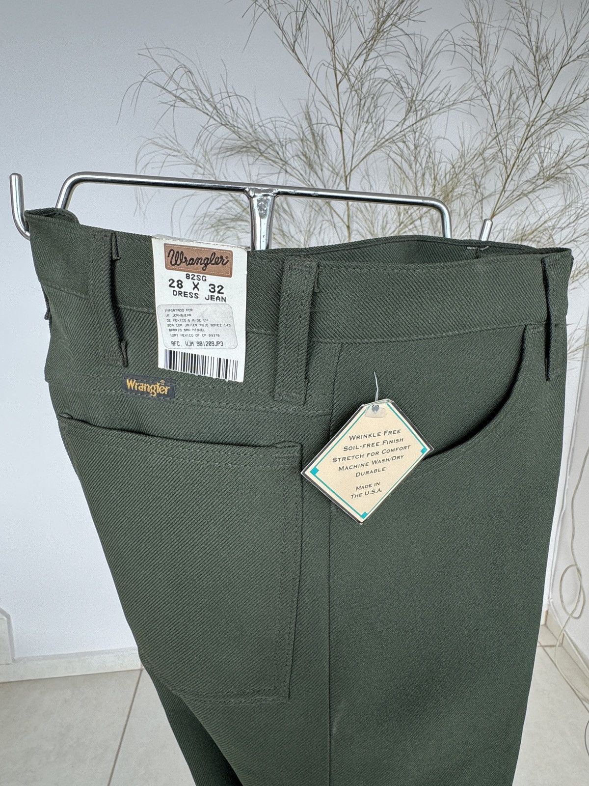 Wrangler Wrangler 82SG Dress Jean 28x32 Olive Green USA Size US 28 / EU 44 - 1 Thumbnail