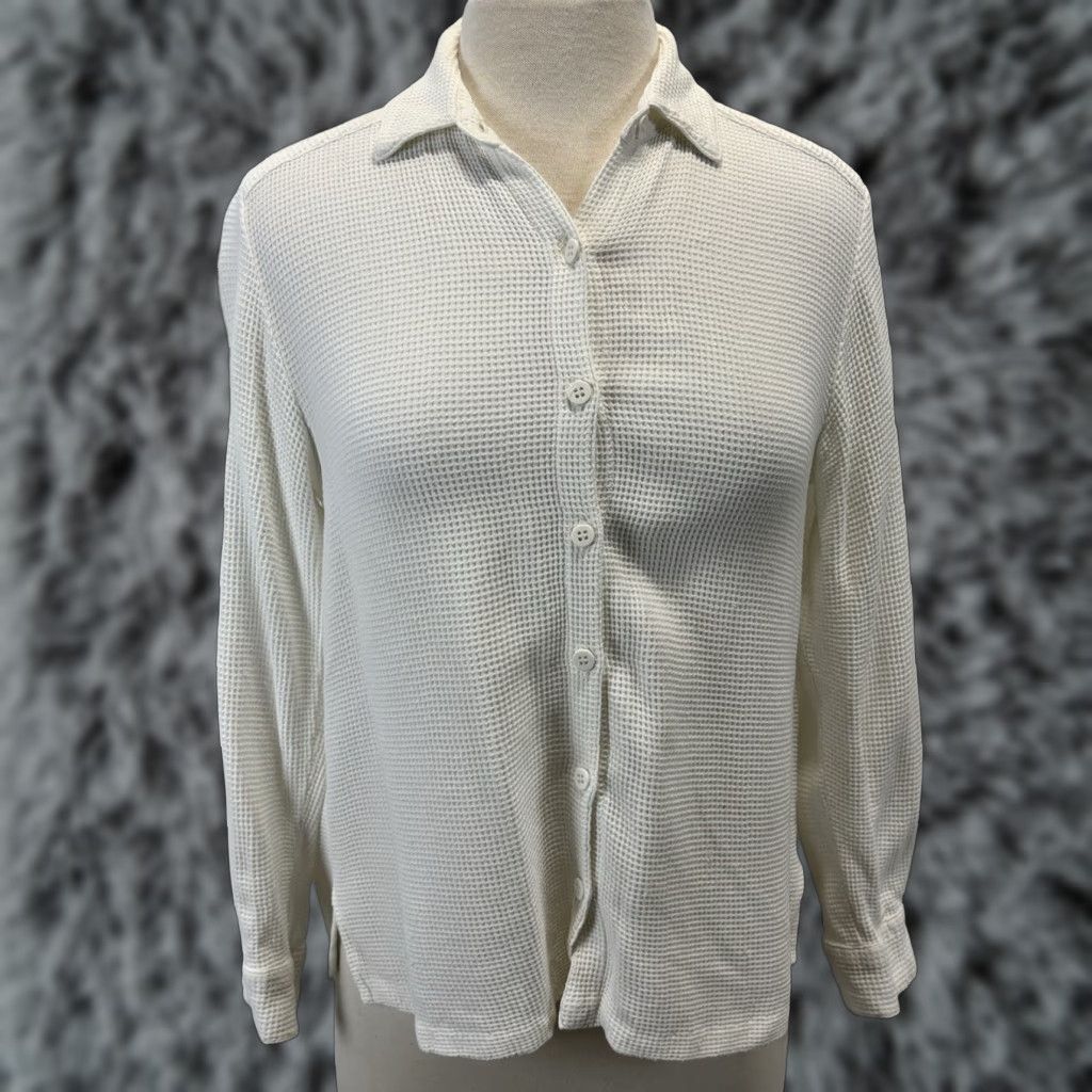 Eileen Fisher EILEEN FISHER White Waffle Knit Button-Up Shirt Size Small Women’s Casual Minimalist Size S / US 4 / IT 40 - 1 Thumbnail