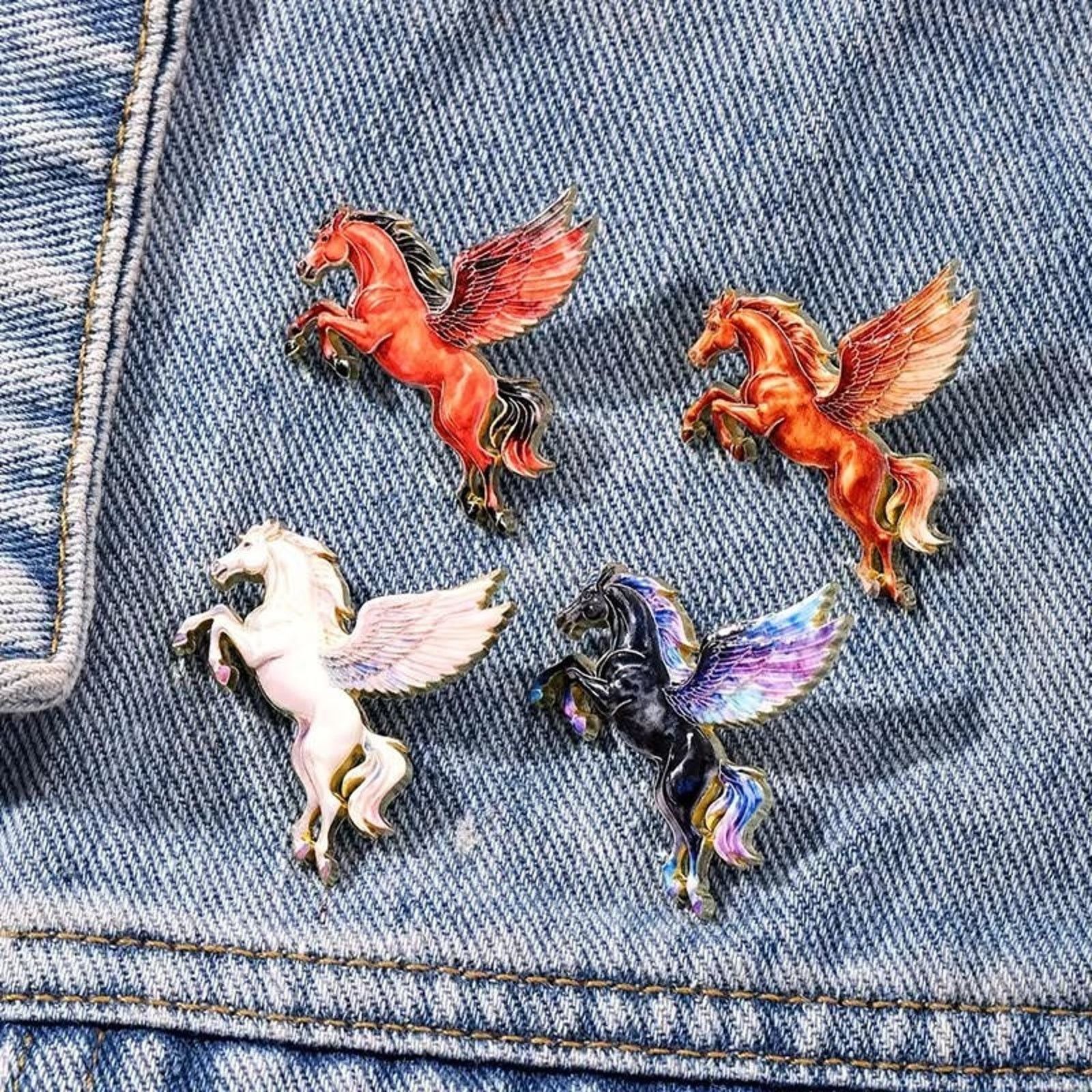 Other 4 pcs Pegasus Horse Enamel Brooch Clutch Pin Size ONE SIZE - 5 Thumbnail