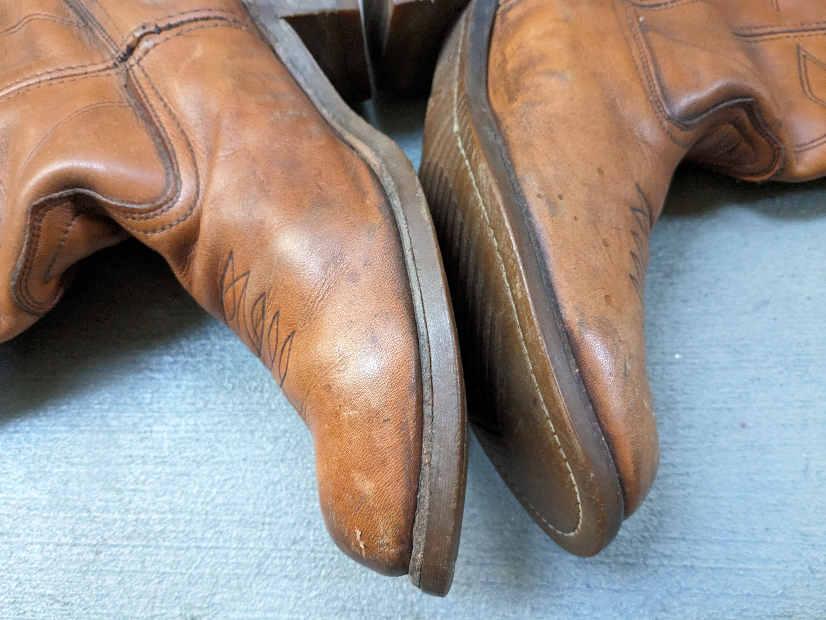 Genuine Leather Vintage Cowboy Boots Size 9.5 Brown Leather Western USA Size US 9.5 / EU 42-43 - 8 Thumbnail