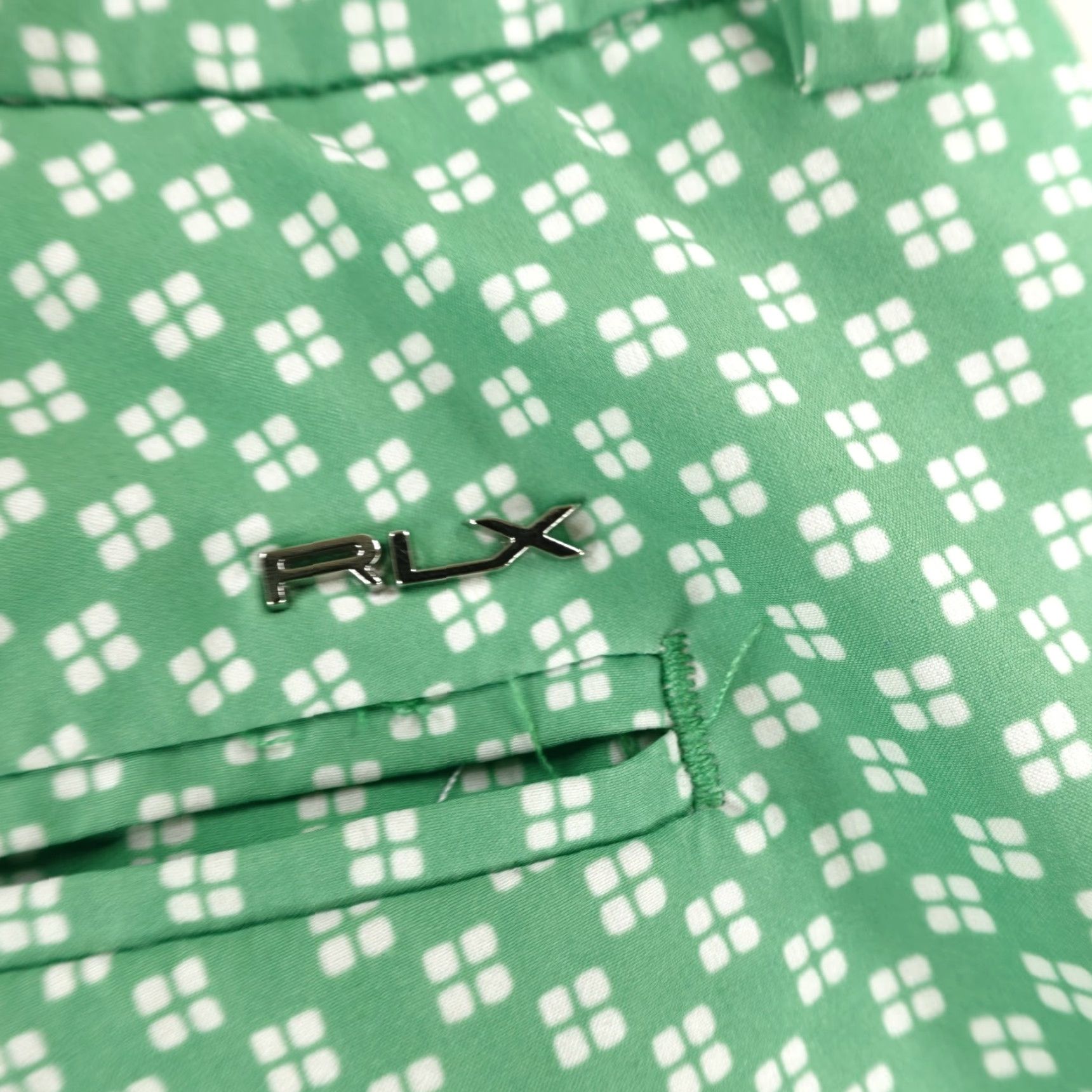 RLX Ralph Lauren RLX Ralph Lauren Shorts Mens 34 Geometric Chino 9" Inseam Green Tailored Fit Casual Stretch Pocketed RLX Golf Brand Mens Size US 32 / EU 48 - 6 Thumbnail