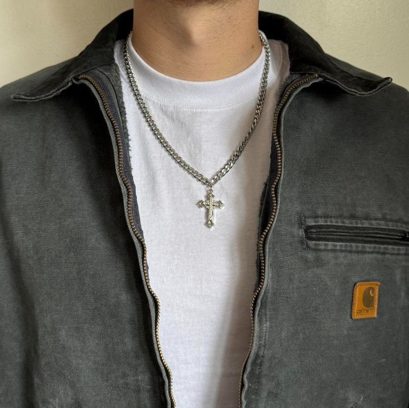 Jewelry Y2K Cuban link silver emo cross pendant necklace Size ONE SIZE - 2 Thumbnail