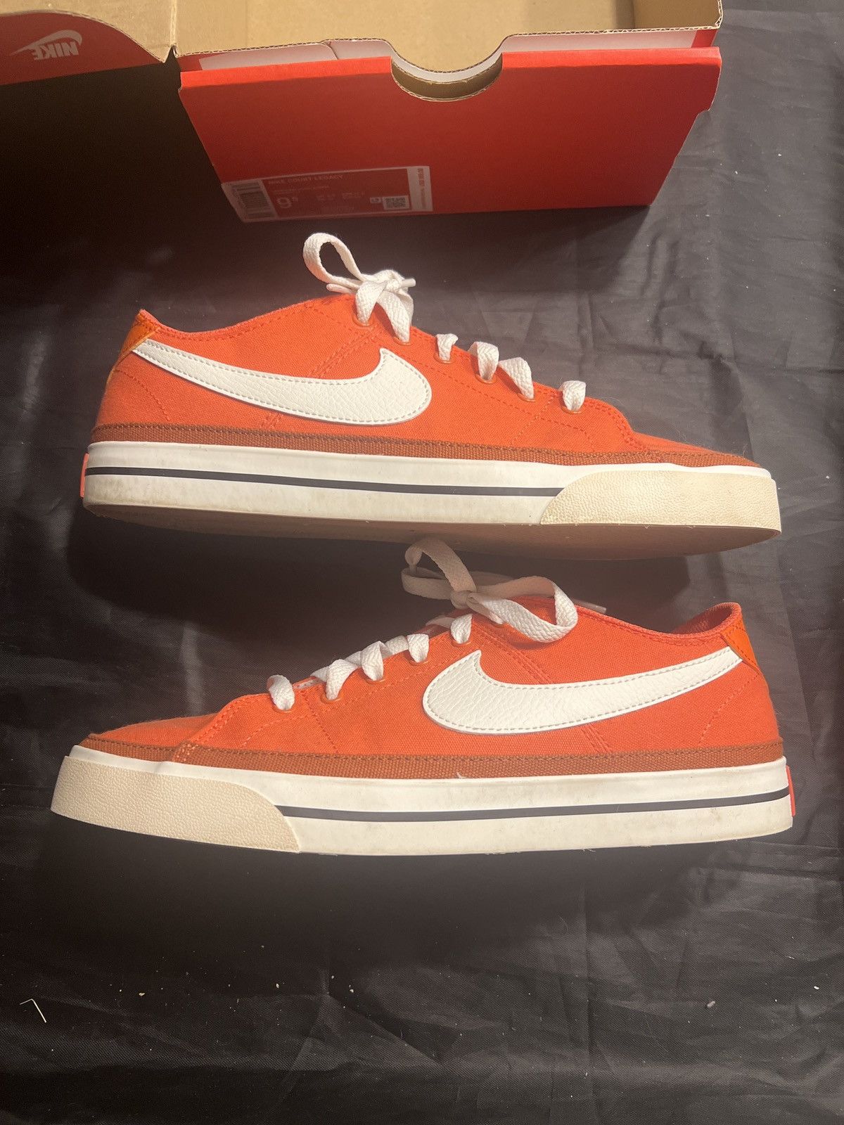 Nike Orange Nike Court Legacy Size US 9.5 / EU 42-43 - 3 Thumbnail