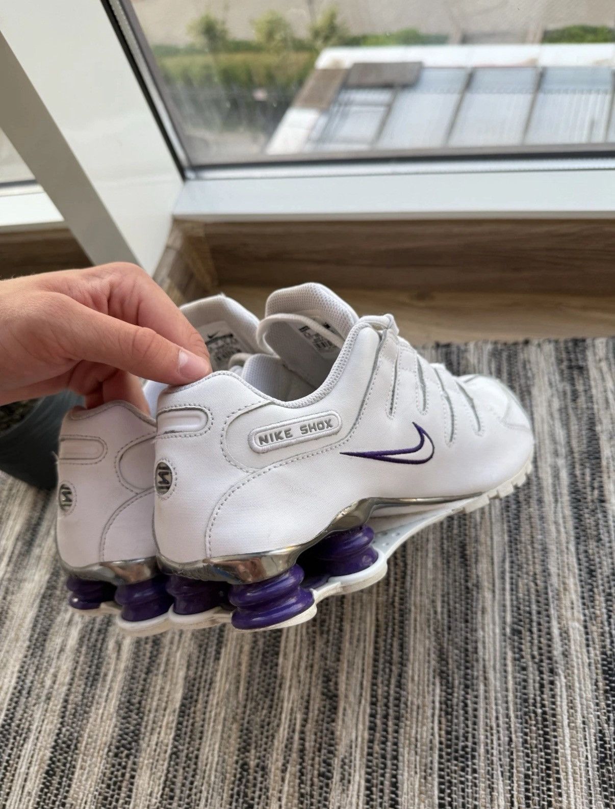 Nike VINTAGE NIKE SHOX SNEAKERS WHITE MENS Y2K DRILL 325200-108 Size US 9.5 / EU 42-43 - 9 Thumbnail
