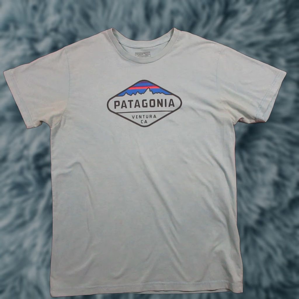 Patagonia Patagonia T Shirt Adult Large Slim Fit Teal Distressed Ventura CA Logo Short Sleeve Crew Neck Lightweight Breathable Easy Care Unisex Size US L / EU 52-54 / 3 - 1 Thumbnail