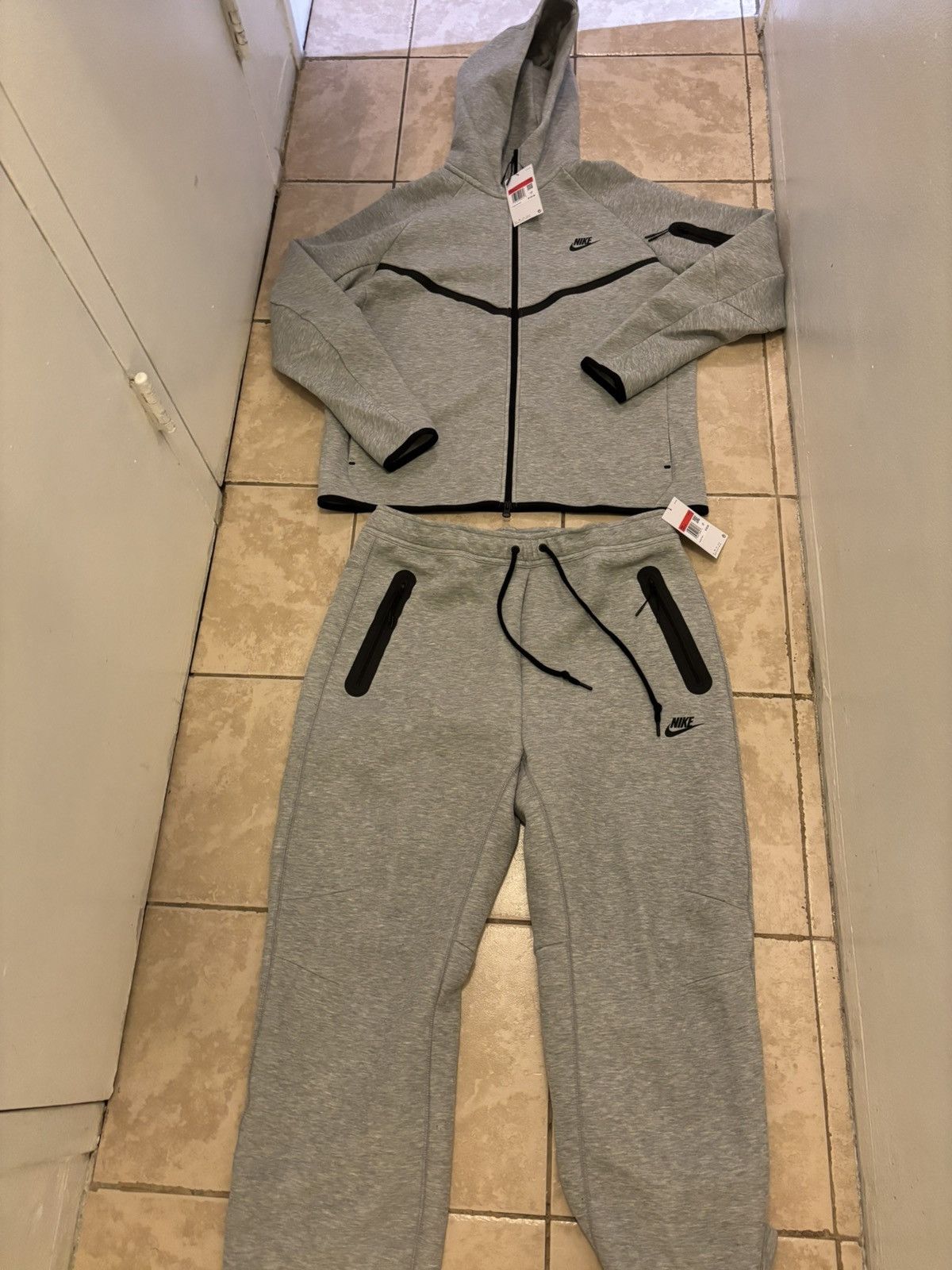 Nike Full Nike tech Size US L / EU 52-54 / 3 - 1 Thumbnail