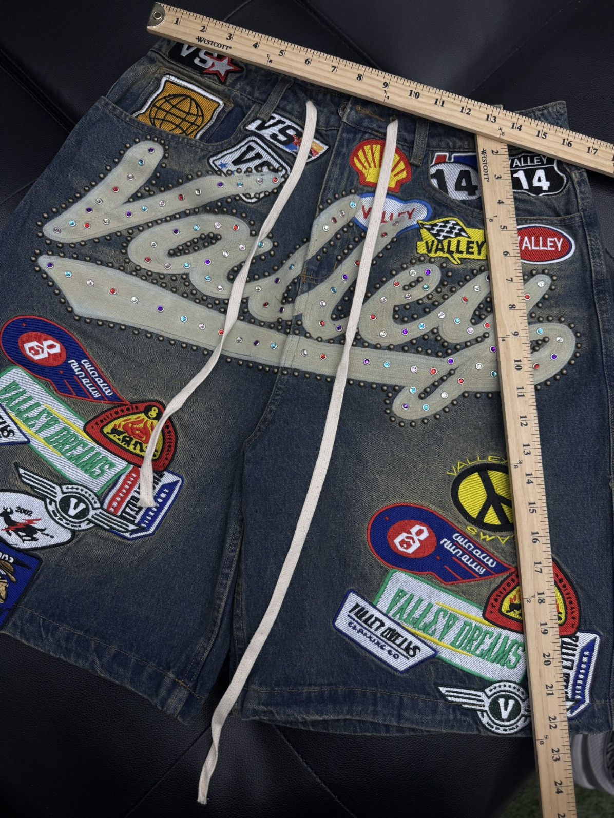 Vale Valley Blue Denim Patchwork Shorts Size 30 (Brand New) Size US 30 / EU 46 - 9 Thumbnail