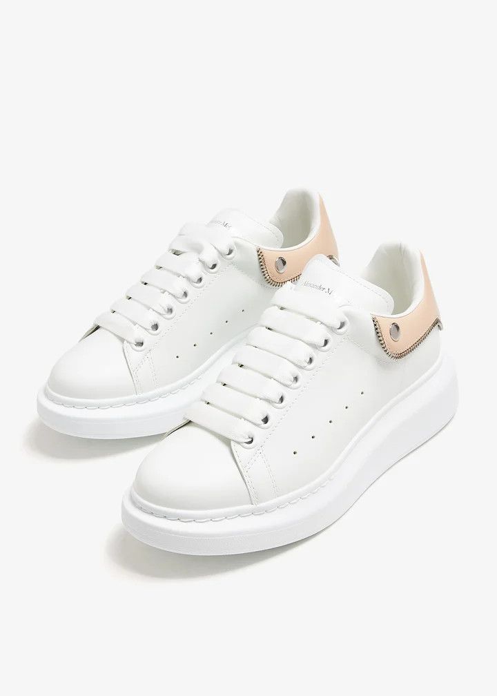 Alexander McQueen o1w1db10925 Oversized Sneaker in White Size US 9.5 / IT 39.5 - 3 Thumbnail