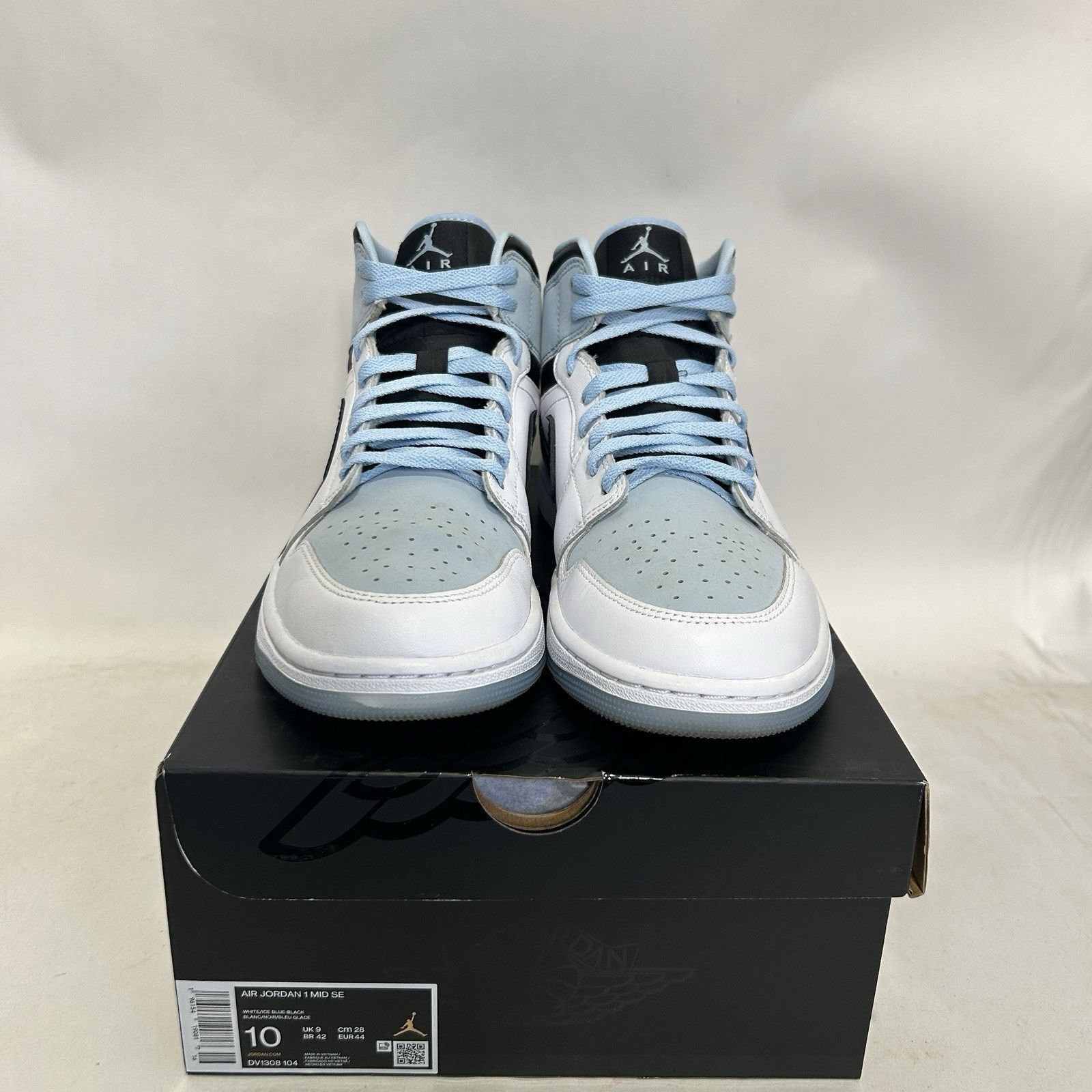 Nike Nike Air Jordan 1 Mid SE “White Ice Blue” Size US 10 / EU 43 - 2 Thumbnail