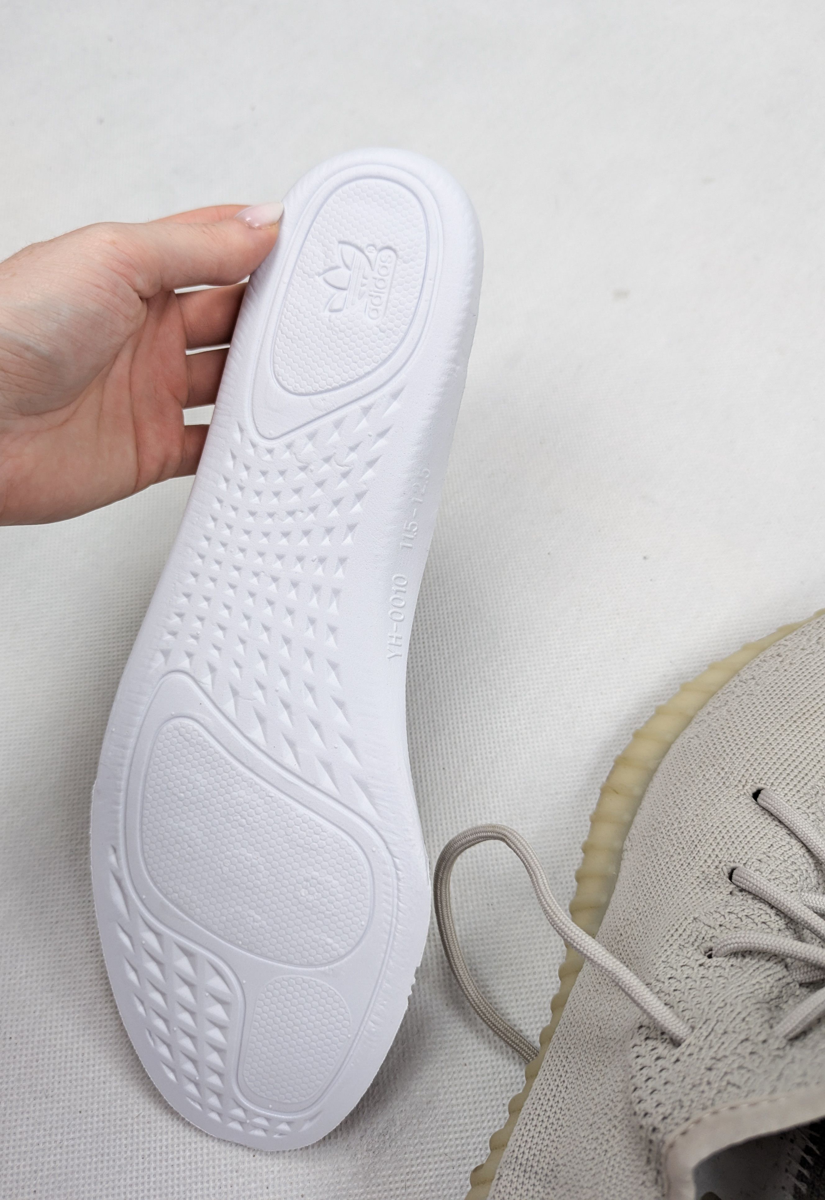 Adidas × Yeezy Yeezy Adidas 47 1/3 sesame Size US 14 / EU 47 - 5 Thumbnail