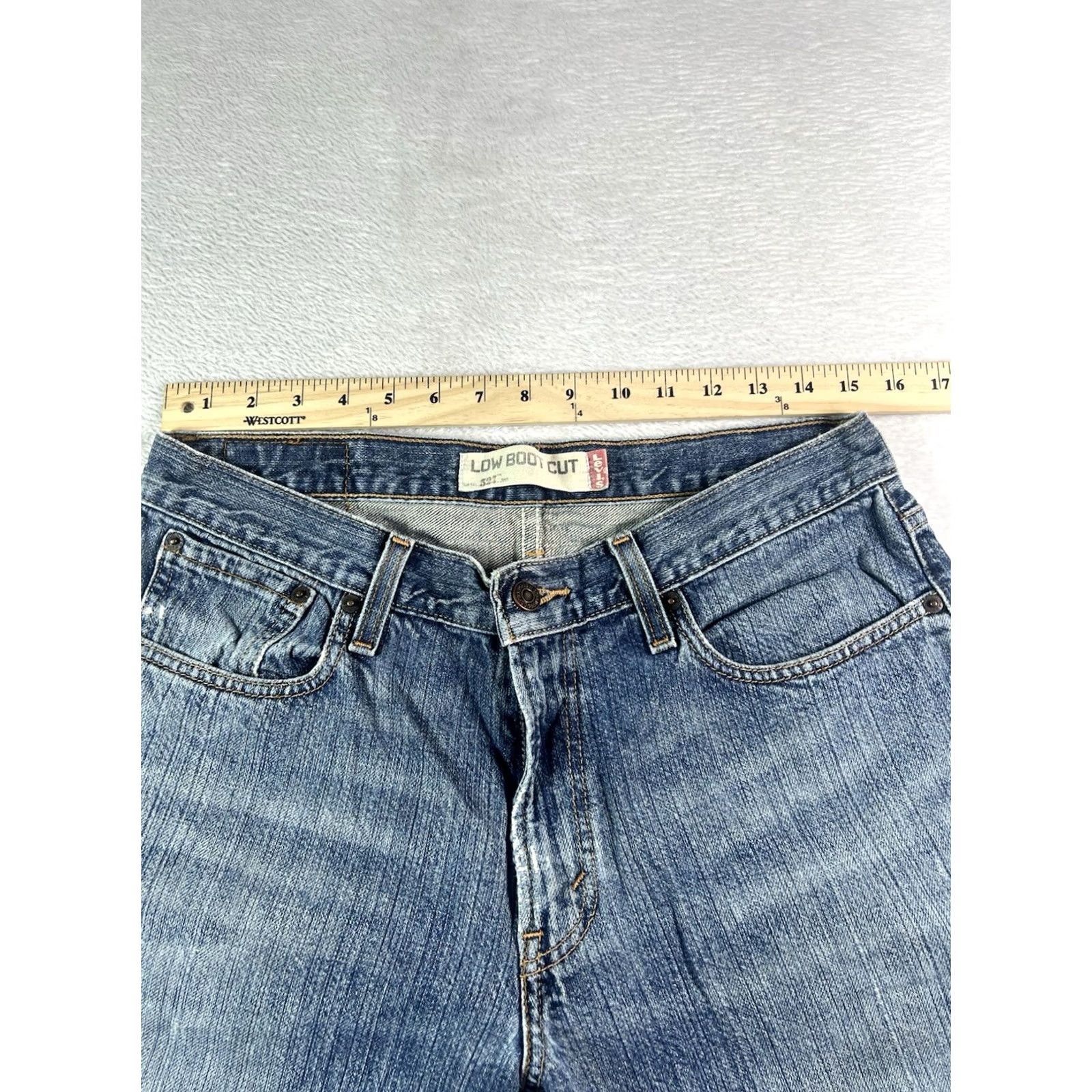 Levi's VINTAGE Levi's 527 Jeans Mens Regular Bootcut 33x30 Blue Denim Distressed Cowboy 90s USA Mens Size US 33 - 7 Thumbnail