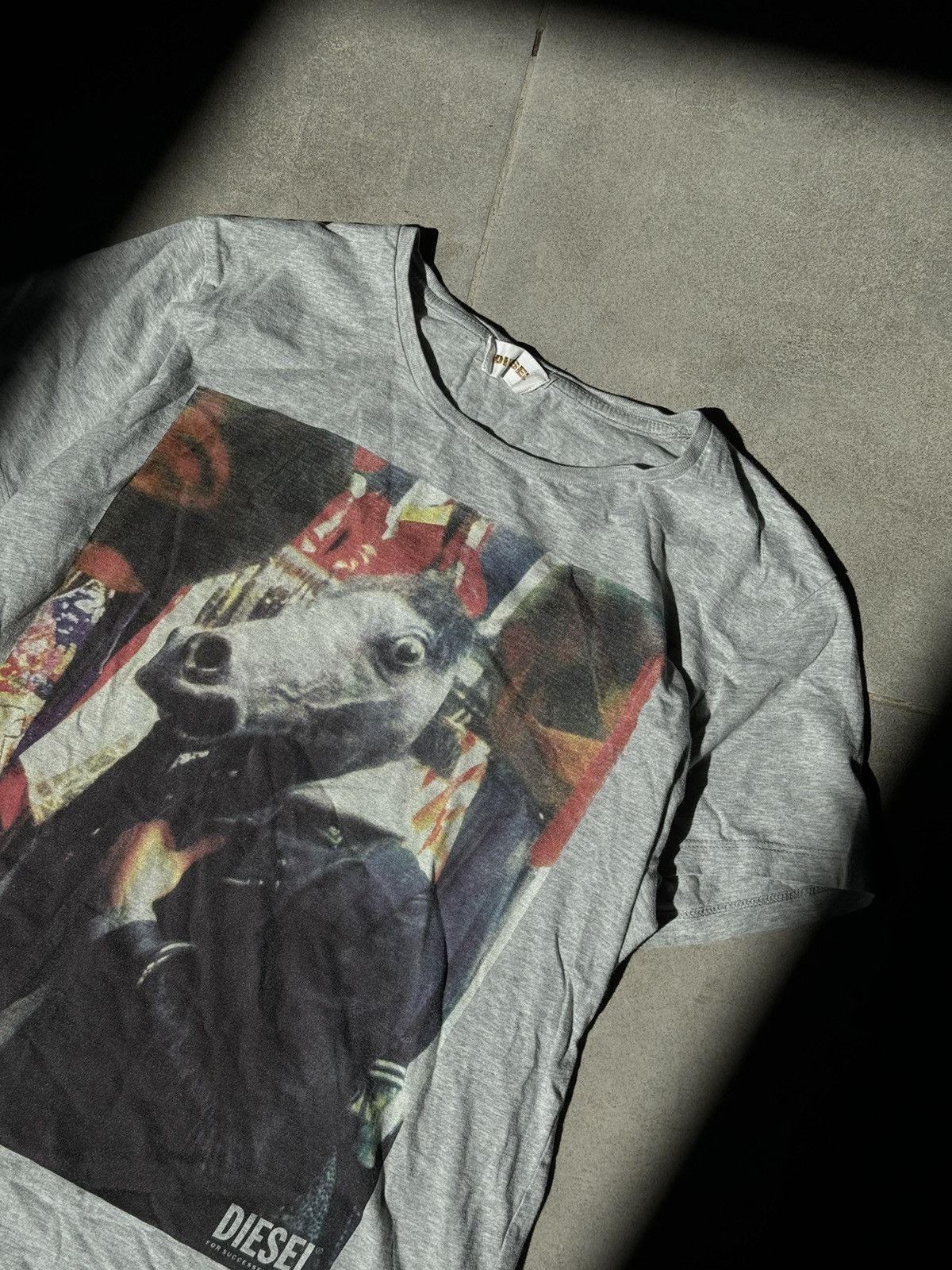 Diesel × Vintage Y2K Diesel man in a horse mask vintage print t-shirt Size US M / EU 48-50 / 2 - 4 Thumbnail