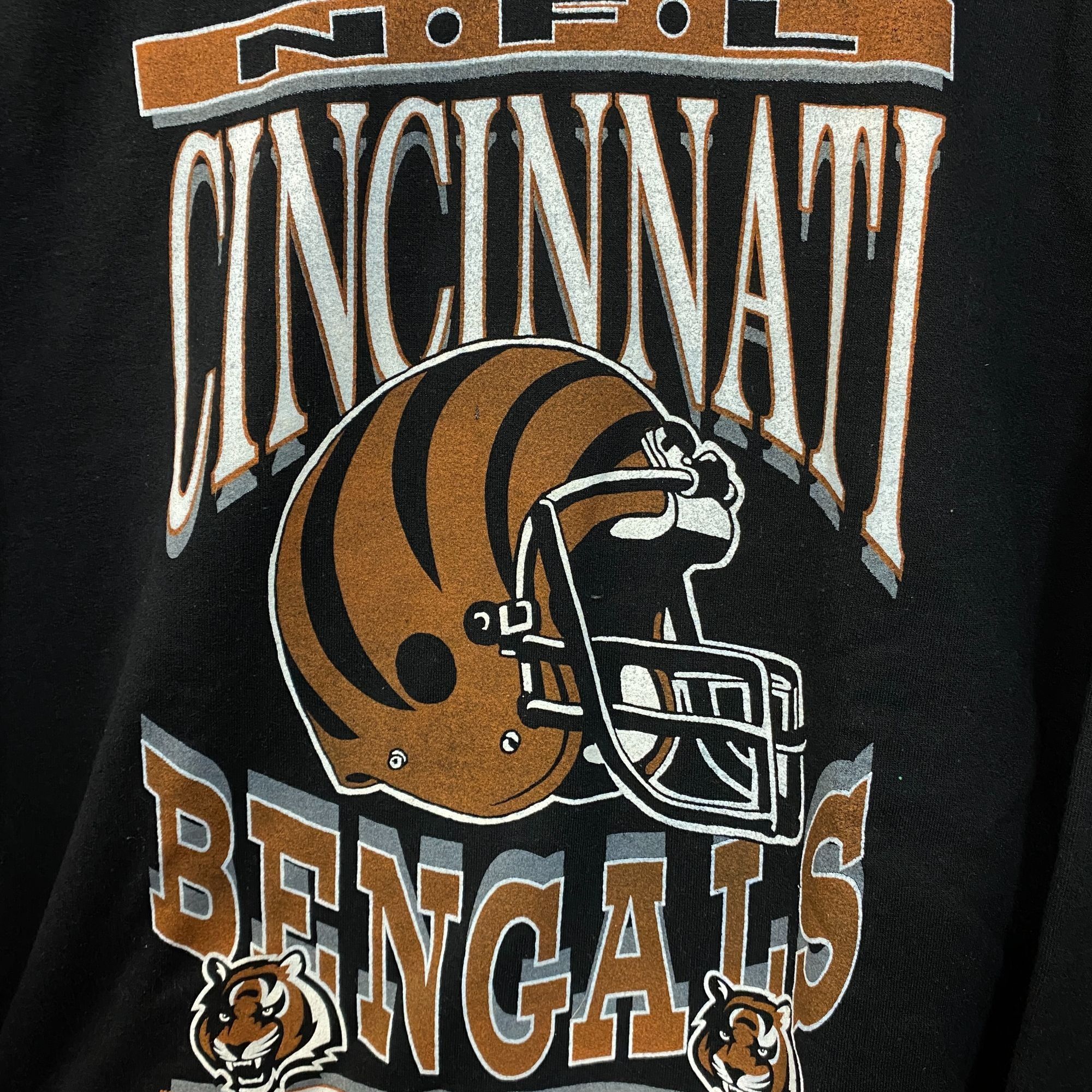 Junk Food Cincinnati Bengals NFL Helmet Logo Crewneck Sweatshirt Small Size US S / EU 44-46 / 1 - 2 Thumbnail