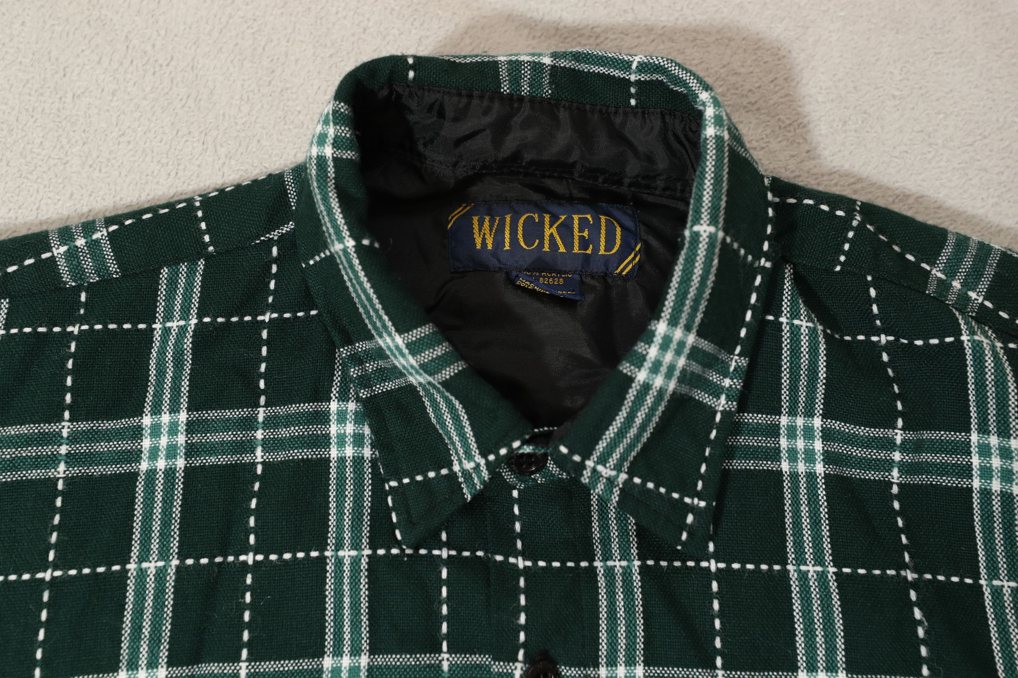 Vintage Wicked Vintage Green Short Sleeve Flannel (L) Size US L / EU 52-54 / 3 - 8 Thumbnail