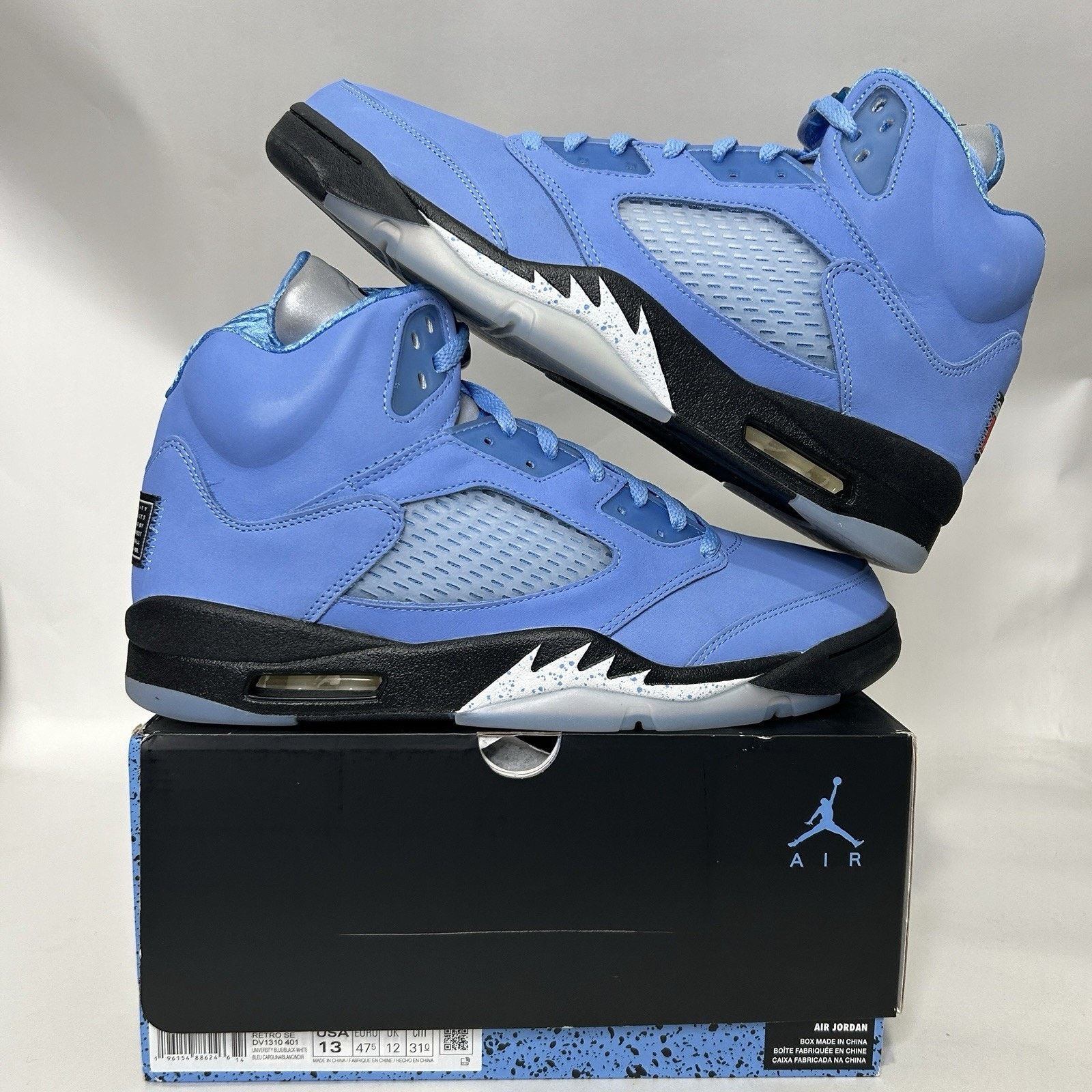 Nike Nike Air Jordan 5 Retro SE “UNC/University Blue” DV1310-401 Size US 13 / EU 46 - 1 Thumbnail