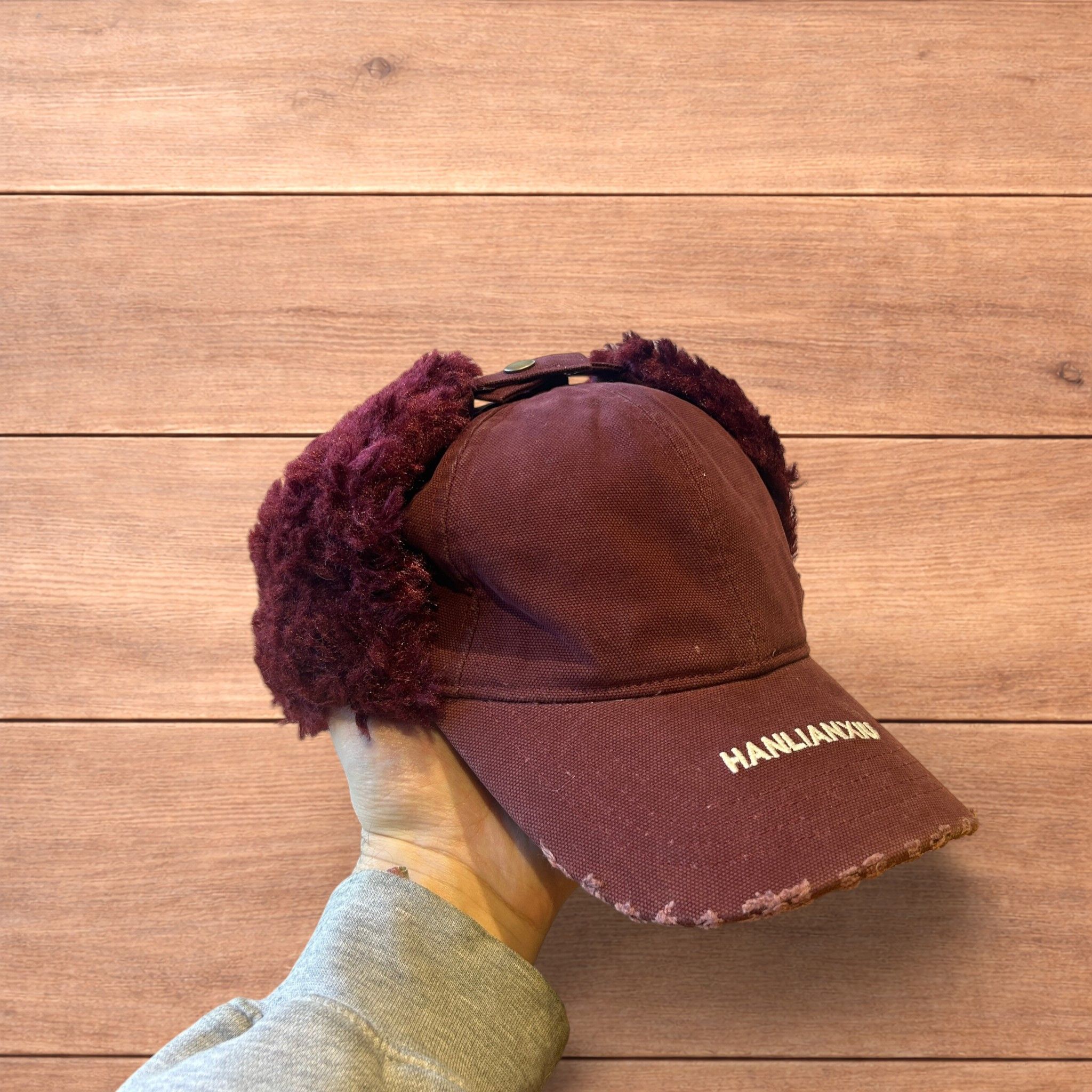 Japanese Brand Vintage style trapper Russian ear flap hat in maroon/red. Size ONE SIZE - 1 Thumbnail