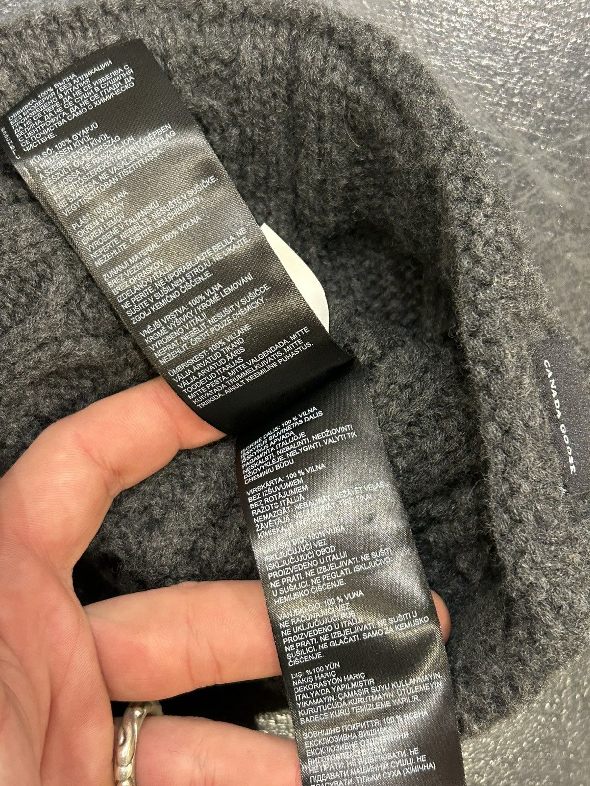 Canada Goose Canada Goose Beanie Grey Size ONE SIZE - 7 Thumbnail