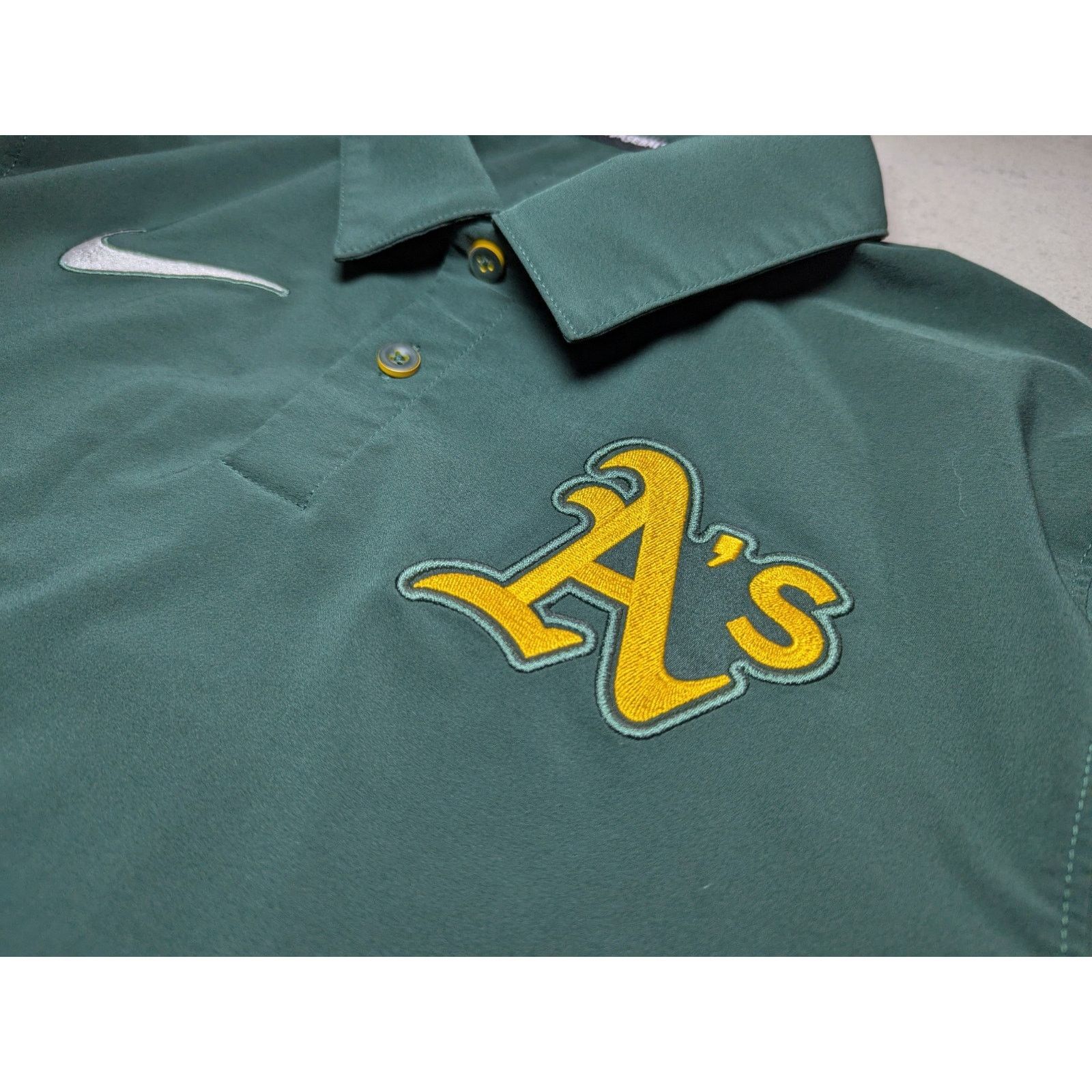 Nike Oakland Athletics Men's Medium Nike Baseball Polo Shirt MLB Size US M / EU 48-50 / 2 - 4 Thumbnail