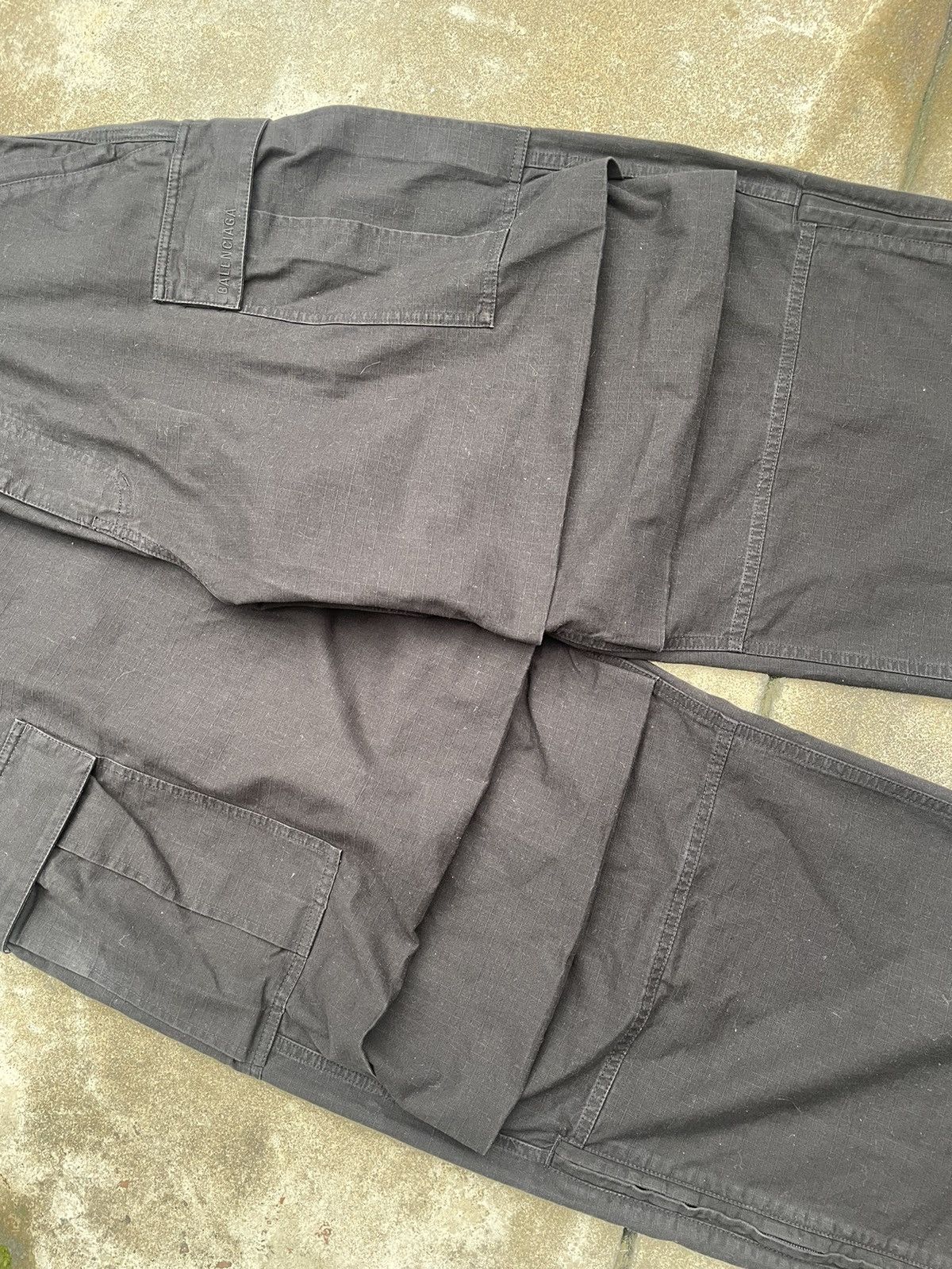 Balenciaga FW22 Flared Pulled Cargos Size US 32 / EU 48 - 6 Thumbnail
