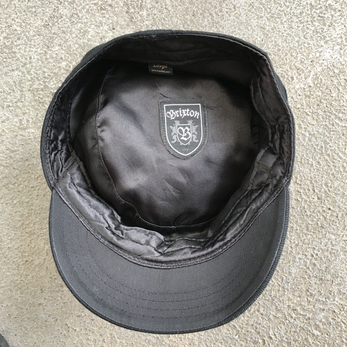 Birkenstock Pillbox hat Initial B for brikenstock. Black on black Size ONE SIZE - 14 Thumbnail
