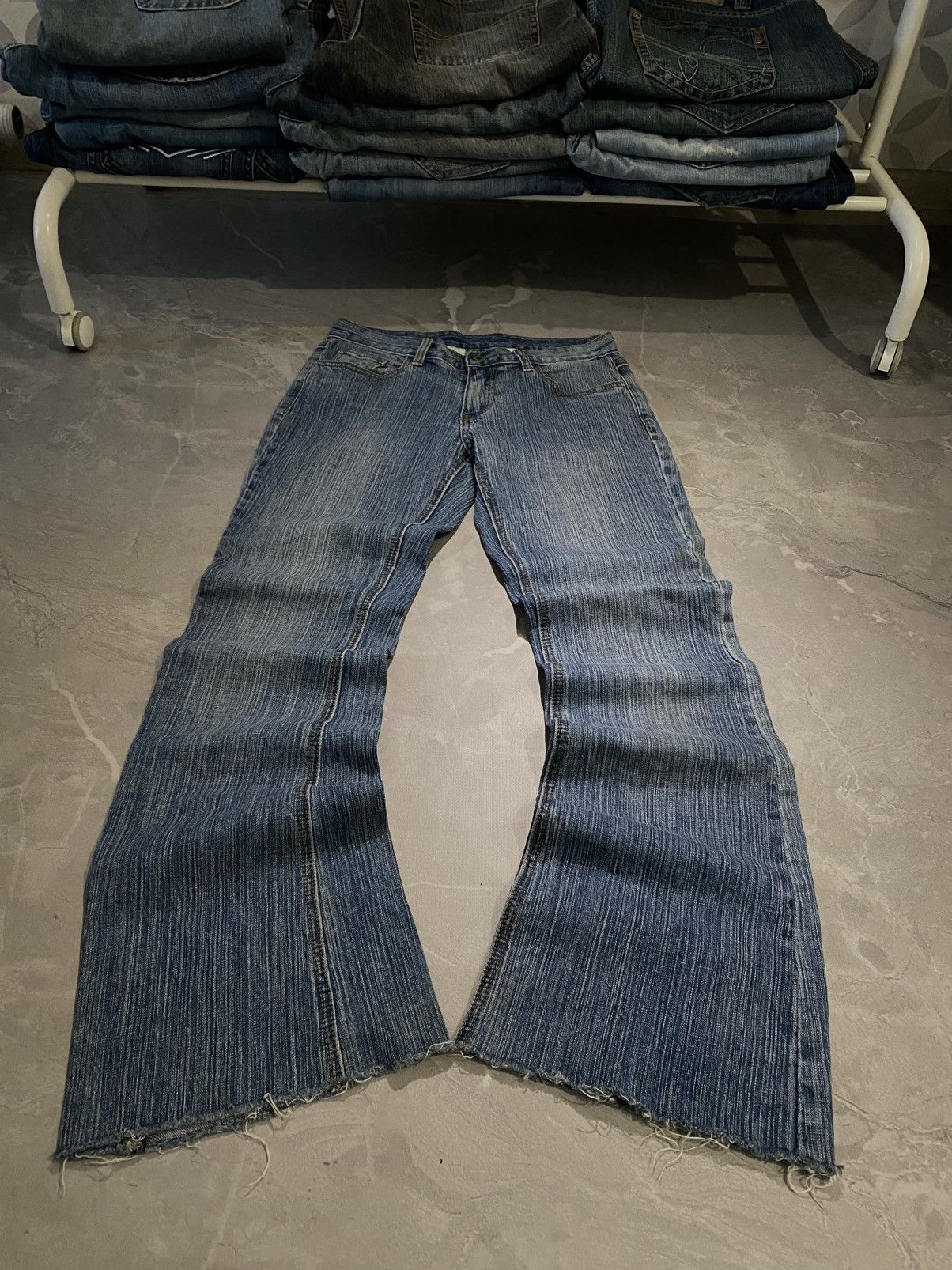 Vintage CRAZY Faded Avant Garde Washed Flared/Hysteric Glamour Style Size US 28 / EU 44 - 1 Thumbnail