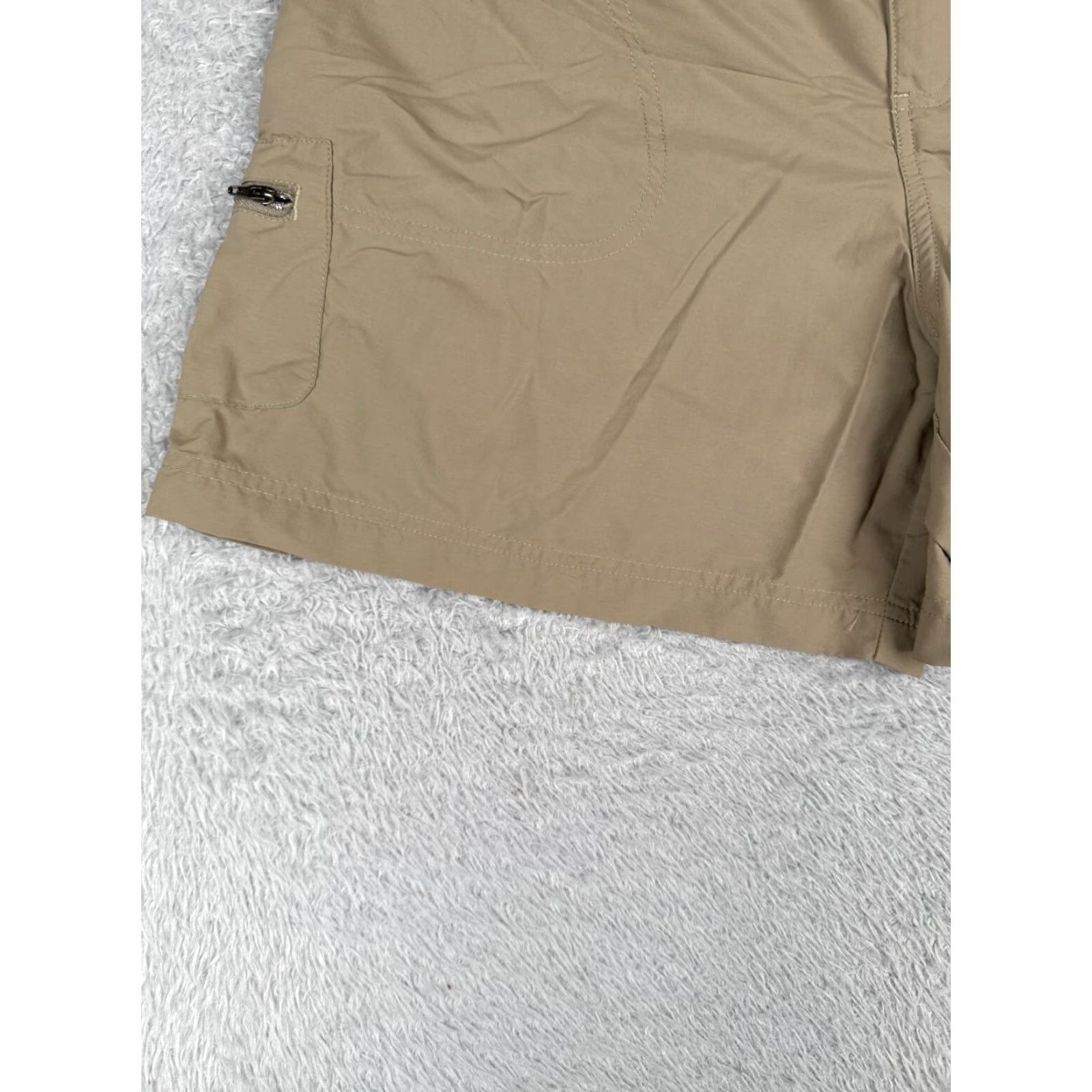 Vintage Columbia Women's Shorts Cargo Elastic Waist Nylon Beige Casual Activewear Travel Size L Size 36" / US 14 / IT 50 - 3 Thumbnail