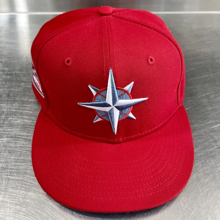 Hat Club Seattle Mariners Red Icy Bottoms 59FIFTY Hat Club 7 1/4 Size ONE SIZE - 2 Thumbnail