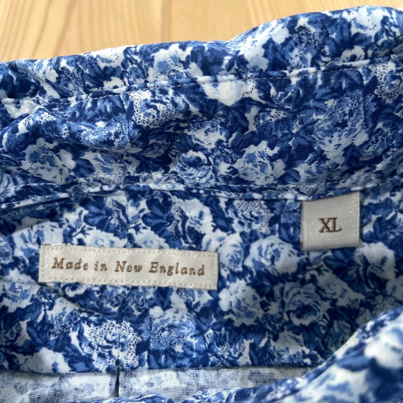 Vintage Made in New England Shirt XL Mens Button-Down Blue Floral Continuous Button-Up Casual Long Sleeve Cotton Size US XL / EU 56 / 4 - 2 Thumbnail