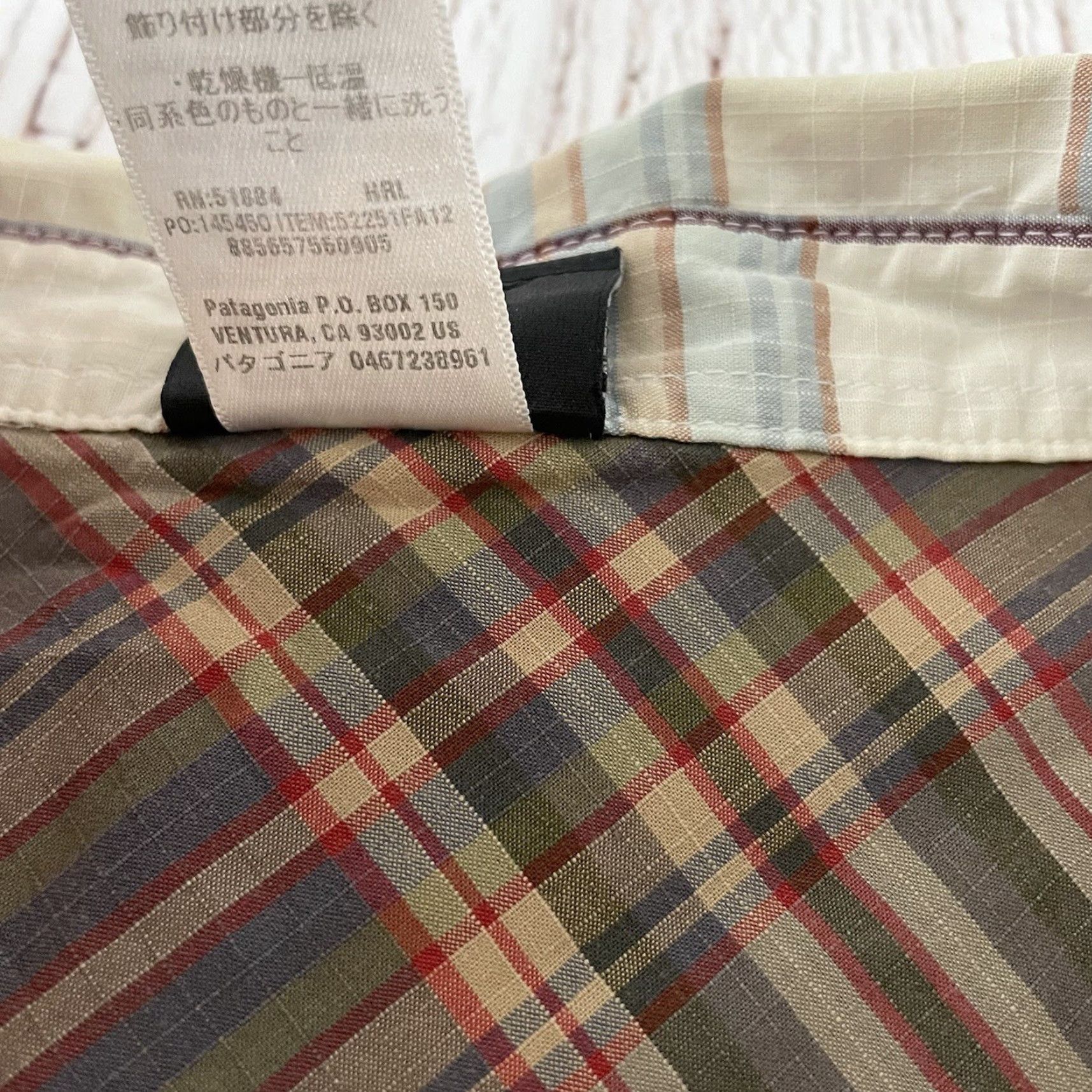 Patagonia Patagonia Plaid Shirt Men's XL Beige Yellow Button Front Long Sleeve Size US XL / EU 56 / 4 - 4 Thumbnail