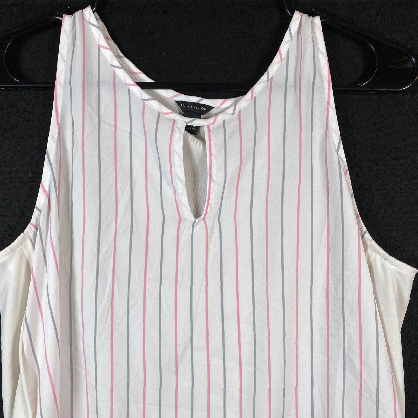 Ann Taylor VINTAGE Ann Taylor Blouse White Striped Sleeveless Tank Hi Lo Stretch Small Size S / US 4 / IT 40 - 2 Thumbnail