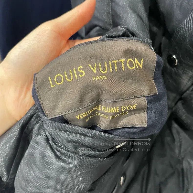 Louis Vuitton Louis Vuitton Double-sided fur vest Size US M / EU 48-50 / 2 - 6 Thumbnail