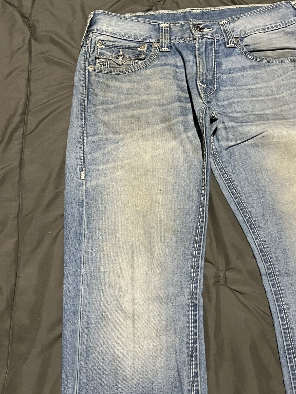 True Religion Washed Light Blue True Religion Denim Size US 32 / EU 48 - 2 Thumbnail