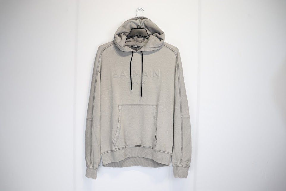 Image of Balmain O1Rshd1 Logo Embroidered Hoodie In Grey, Men's (Size XL)