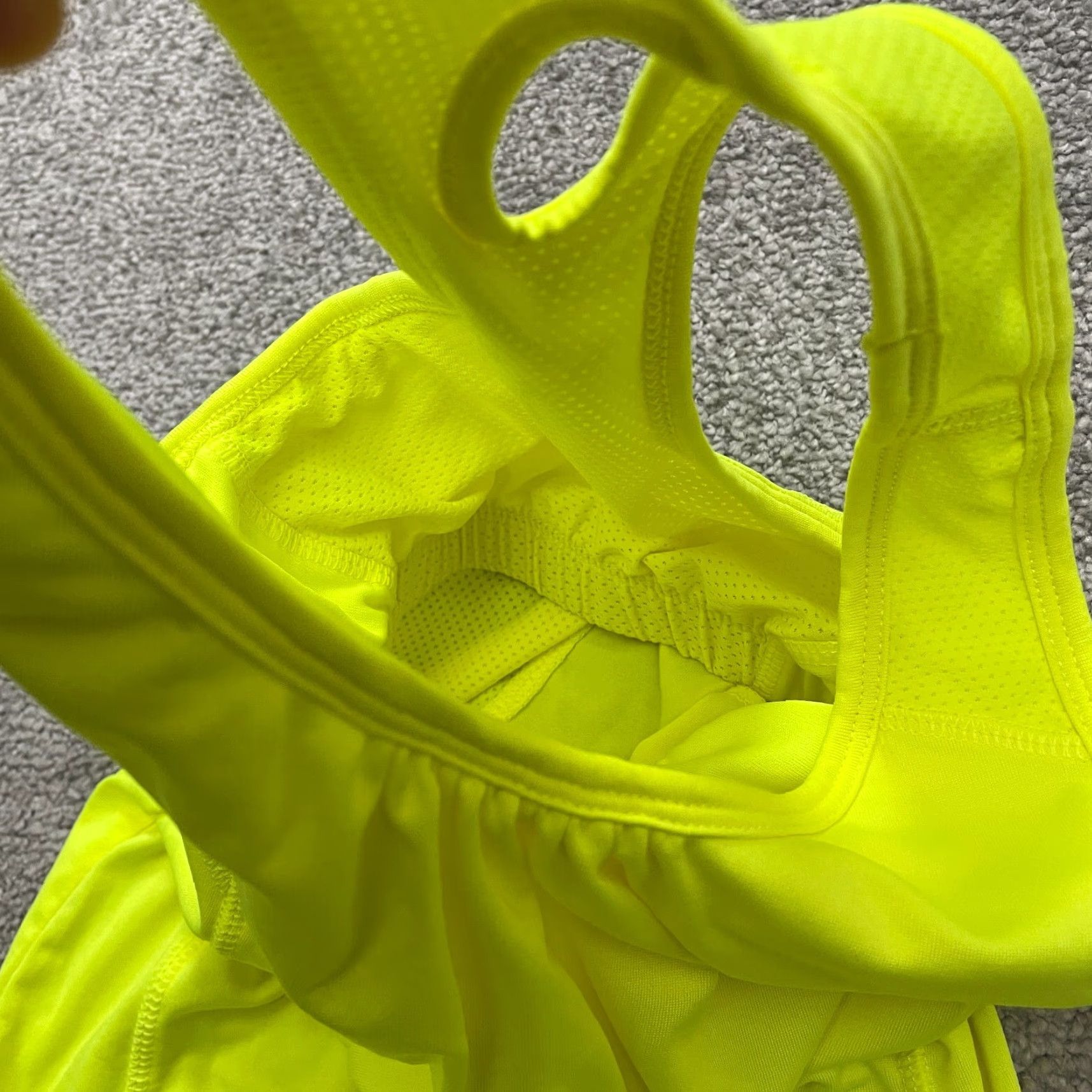 Vintage Danskin Now Dri More Sports Tank Top Womens XS Neon Yellow Racerback Activewear Size XS / US 0-2 / IT 36-38 - 6 Thumbnail