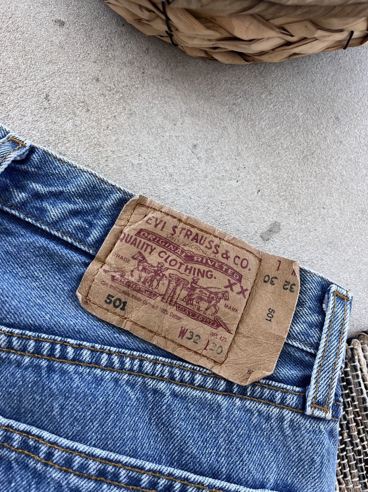 Levi's Vintage Levis 501 Denim Jeans 32x30 Straight Fit Workwear Size US 32 / EU 48 - 16 Thumbnail
