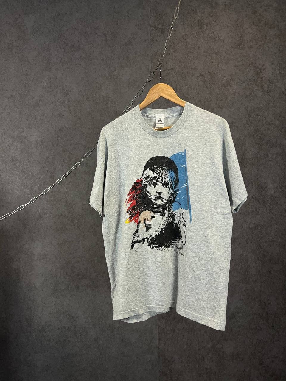 Les Miserable vintage single stitch tee