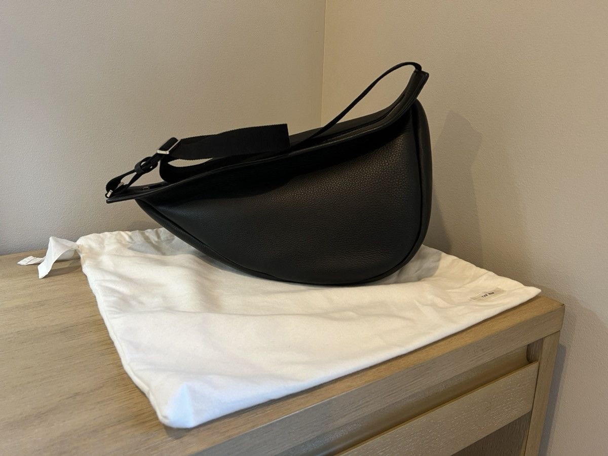 The Row The Row Slouchy Banana Crossbody Bag Black Leather Large Size ONE SIZE - 1 Thumbnail