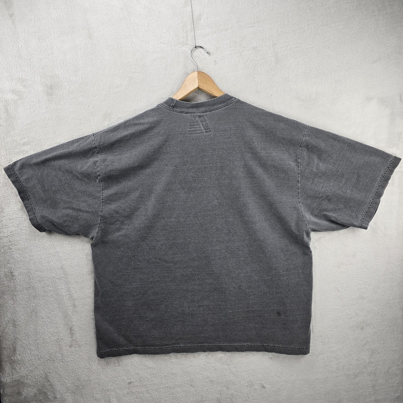 Other ILBOY Worldwide Oversized Tee Shirt Mens Large Gray Eagle Size US L / EU 52-54 / 3 - 5 Thumbnail