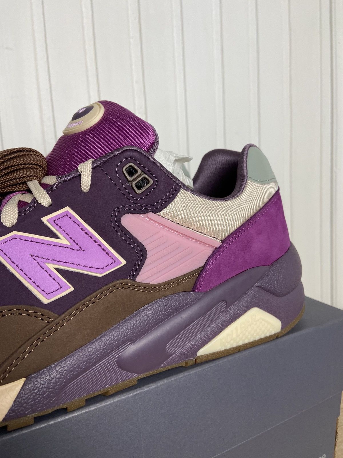 New Balance New Balance 580 size? rare new size 8US 'Purple Plum' Size US 8 / EU 41 - 3 Thumbnail