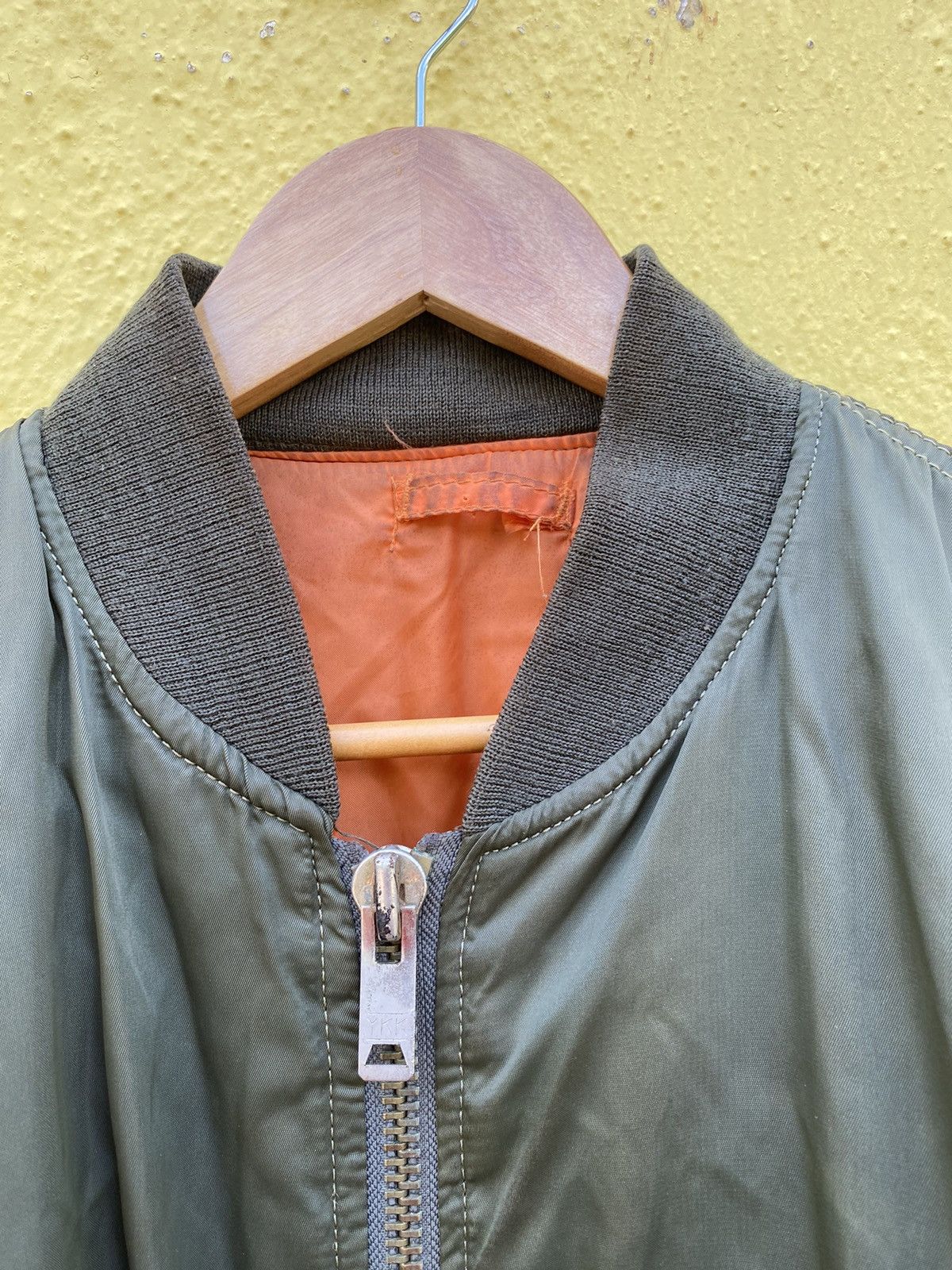 Vintage Vintage Ma-1 flying bomber jacket Size US L / EU 52-54 / 3 - 10 Thumbnail