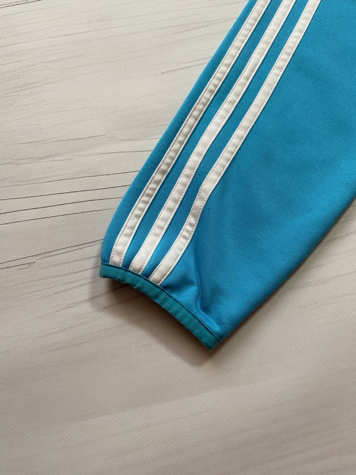 Adidas Adidas Chelsea 2014/15 Training 1/4 zip longlseeve t shirt Size US L / EU 52-54 / 3 - 18 Thumbnail