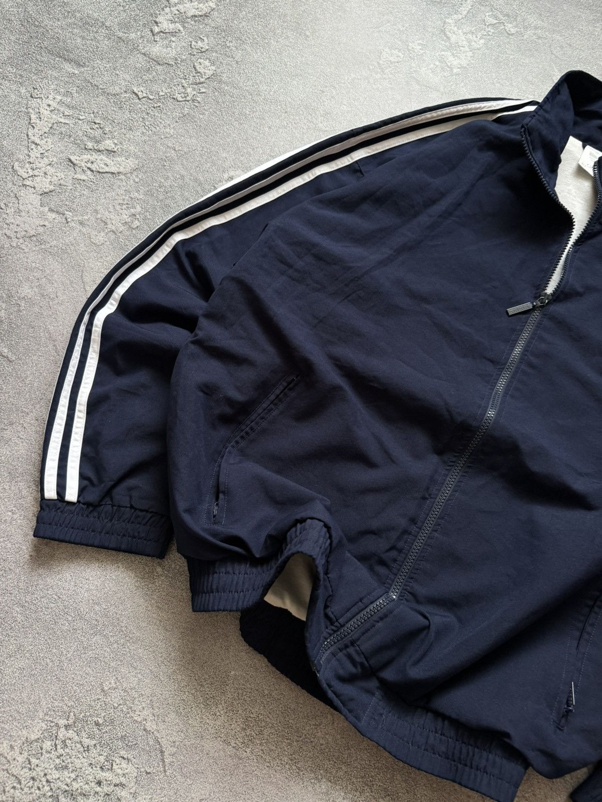 Adidas × Vintage Adidas L/XL vintage 3 stripes jacket zip bomber light Size US L / EU 52-54 / 3 - 3 Thumbnail