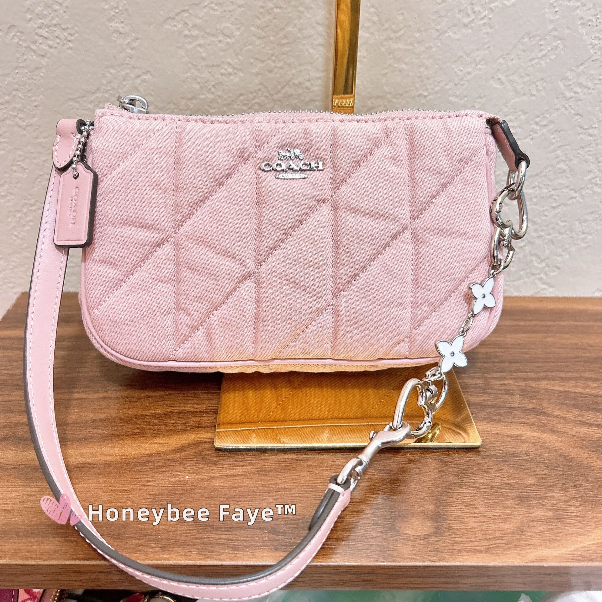 Coach Nolita 19 CBK58 Ballerina/Carnation Size ONE SIZE - 3 Thumbnail